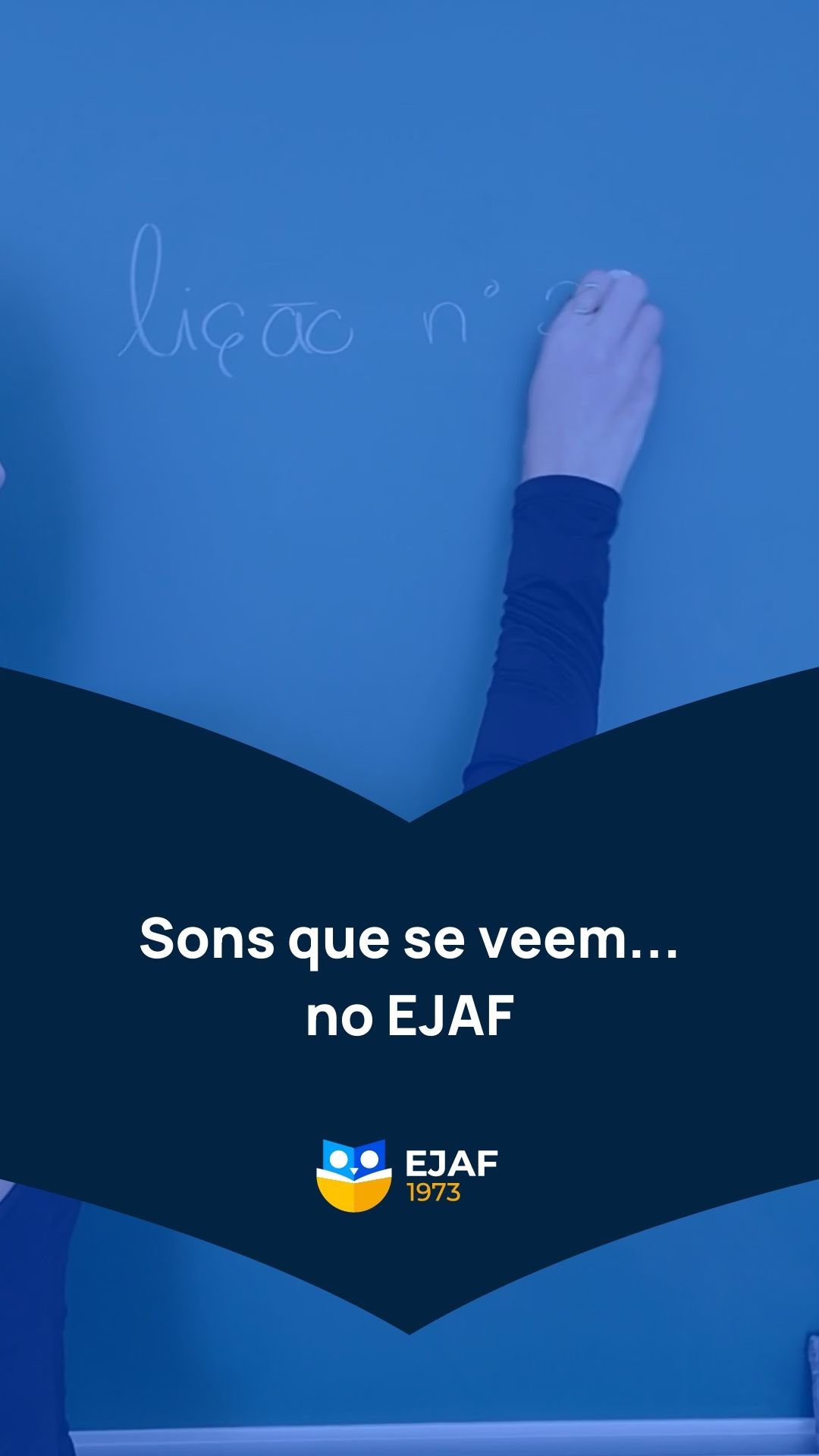 Para quem vê de fora, é só mais um dia de aulas. Mas quem vive o EJAF sabe que cada dia tem um brilho diferente. ✨ São os gestos, as risadas, as descobertas; são pequenos grandes momentos que dão vida à nossa escola. 🎬 Apresentamos os bastidores de um dia “normal”… que nunca é só normal.
#EJAF #OlhosPostosNoFuturo