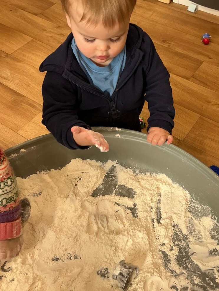 Here at Crowson Way we have been busy exploring Winter. We have painted Penguins, collected sticks to make winter trees, explored the animals in ice and enjoyed lots of messy play. #earlyyearsideas #earlyearsplay #crowsonway #winterthemeโ๏ธ #winterplay #winterplayideas