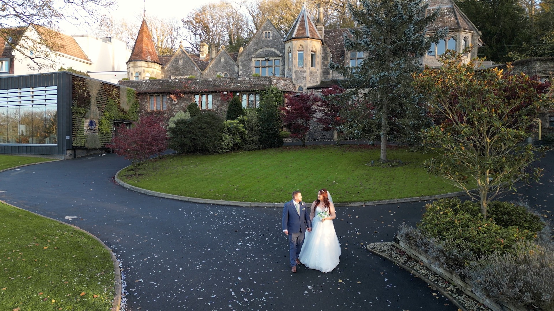 Capturing timeless wedding moments with passion and artistry. ๐โค๏ธ
๐ Contact: 07722956343
๐ Website: www.moweddingphotographyuk.com
๐ท Instagram: @mophotographyfilm
๐ Facebook: Mo Wedding Photography UK
#WeddingPhotography #WeddingInspiration #BrideAndGroom #WeddingDay #MoPhotographyFilm #UKWeddingPhotographer #WeddingPhotographer #LoveStory #PreWedding #WeddingIdeas #PhotographyLovers #WeddingMoments #DestinationWedding #BrideToBe #WeddingPhoto #photooftheday