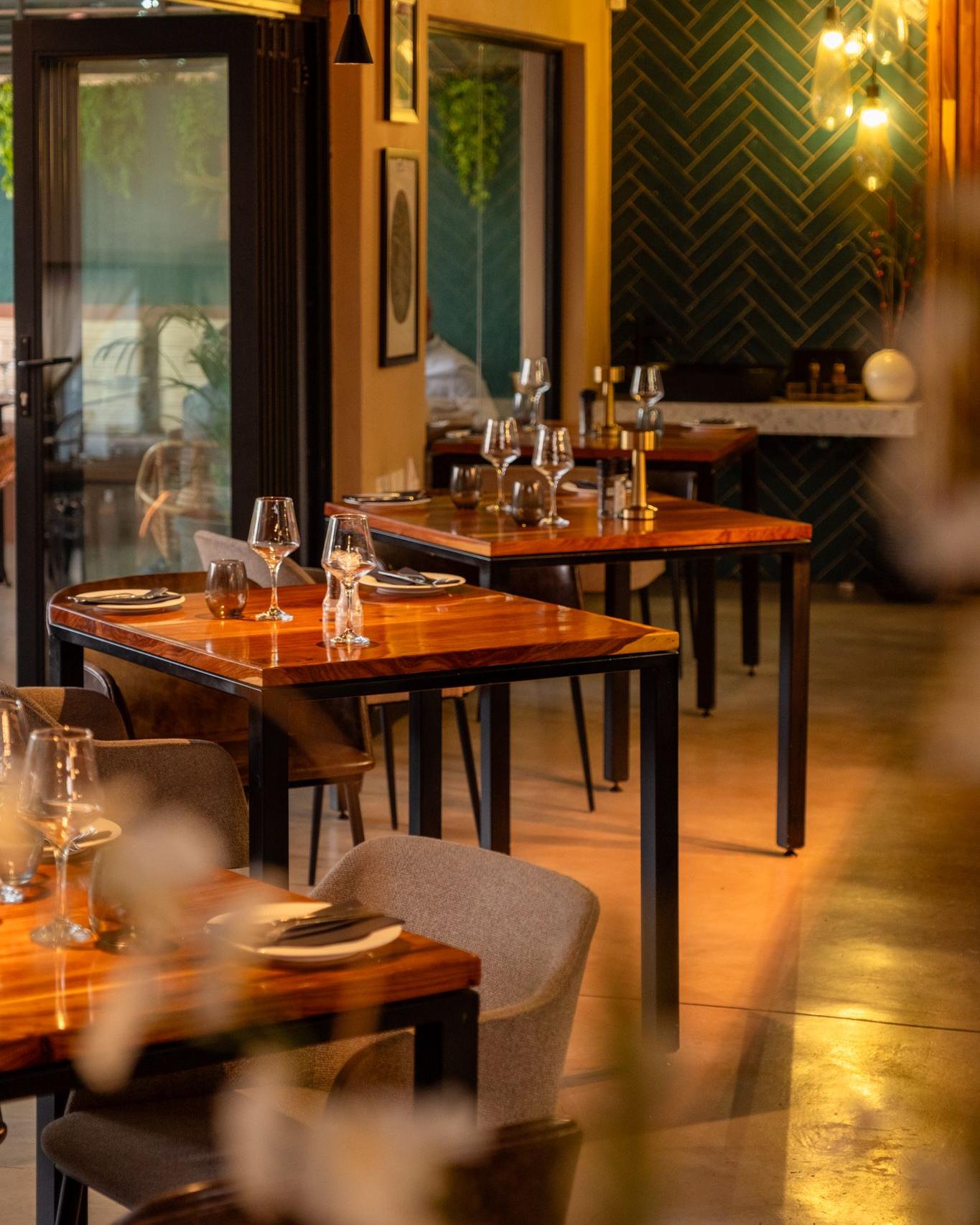 Experience the warmth of true Mediterranean hospitality at Pasta Barra. Our inviting atmosphere and attentive service create the perfect setting for your New Year gatherings.
Whether it's a romantic dinner or celebration with friends, we're ready to welcome you.
Book your table today.
📍 Cnr Bronkhorst Street and Florence Ribeiro Ave, Nieuw Muckleneuk, Pretoria
📞 Link in bio to reserve
⏰ Open daily from 12:00
#PastaBarra #MediterraneanHospitality #FineDining #PretoriaEats #ItalianRestaurant #BrooklynPretoria #AuthenticDining