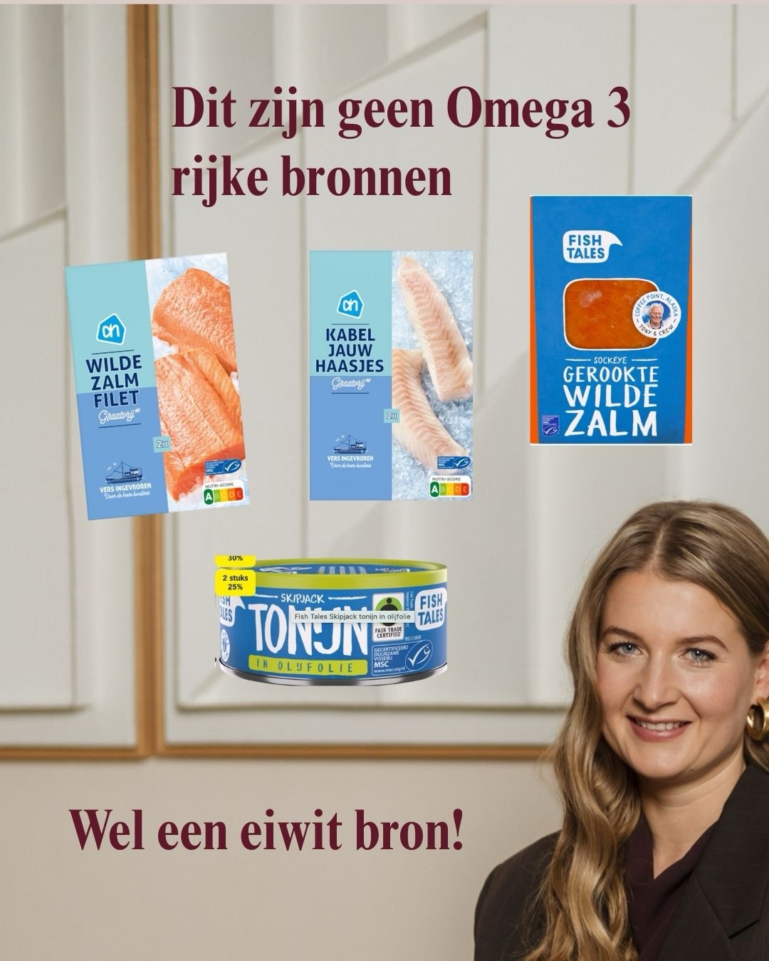 Er wordt vaak gedacht dat de producten van foto 1 veel omega 3 bevatten.
Terwijl als je de voedingswaarde leest zie je duidelijk dat er nagenoeg geen vet in zit.
Omega 3 is een vetzuur dus dat betekent ook dat er weinig omega 3 inzit. Wel veel eiwitten!
We hebben per dag 2000mg omega 3 vetzuren nodig.
Hoeveel omega 3 zit er in deze visjes? Per 100g;
- Wilde zalm: 400-700mg
- Kabeljauw: 150-300mg
- Tonijn: 200-400mg
De Wilde zalm doet het het beste, maar dan moet je alsnog 3 van deze verpakking per dag op eten om voldoende binnen te krijgen. 21 euro per dag.
Haring en sardines doen het veel beter. Als je dat 5x per week zit je goed. Alleen mij daarvoor niet bellen, bah! Ik vind sinds m’n zwangerschap vis niet meer lekker en deze al helemaal niet.
Daarom is je dagelijkse dosis omega 3 essentieel.
Wat doet omega 3 in je lijf?
1. Betere bloedsuikerregulatie; makkelijker afvallen + minder cravings
2. Meer mentale helderheid
3. Mooiere huid / minder ontstekingen
4. Rustige buik / minder darmklachten
5. Verhoogde stress bestendigheid
6. Meer energie
7. Meer hormonale balans (minder PMS/PCOS klachten)
8. Ondersteuning van het immuunsysteem
9. Bescherming van hart en vaten
Omega 3 is net als vitamine D de essentiële basis in Nederland. Omdat bijna niemand dit voldoende binnenkrijgt.
Neem jij al omega 3?
Ik adviseer altijd de visolie van EQ. Wil je weten welke dat is en welke dosering geschikt voor jou is? Stuur een DM met “omega” dan help ik je❤️
PS: eet alleen vis met het MSC logo ivm kwikbelasting en andere troep. Het liefste ook enkel kleine visjes zodat er geen sprake is van stapeling. Af en toe tonijn kan prima maar zou dit niet te vaak doen.