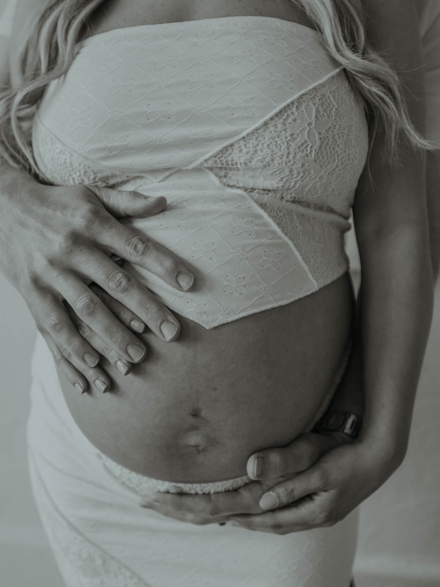 I know I don’t post many other things than weddings, but I do offer maternity, family, and newborn sessions. Message me for details 🤍
#maternity #maternityphotoshoot #baby #photographer #indianaphotographer