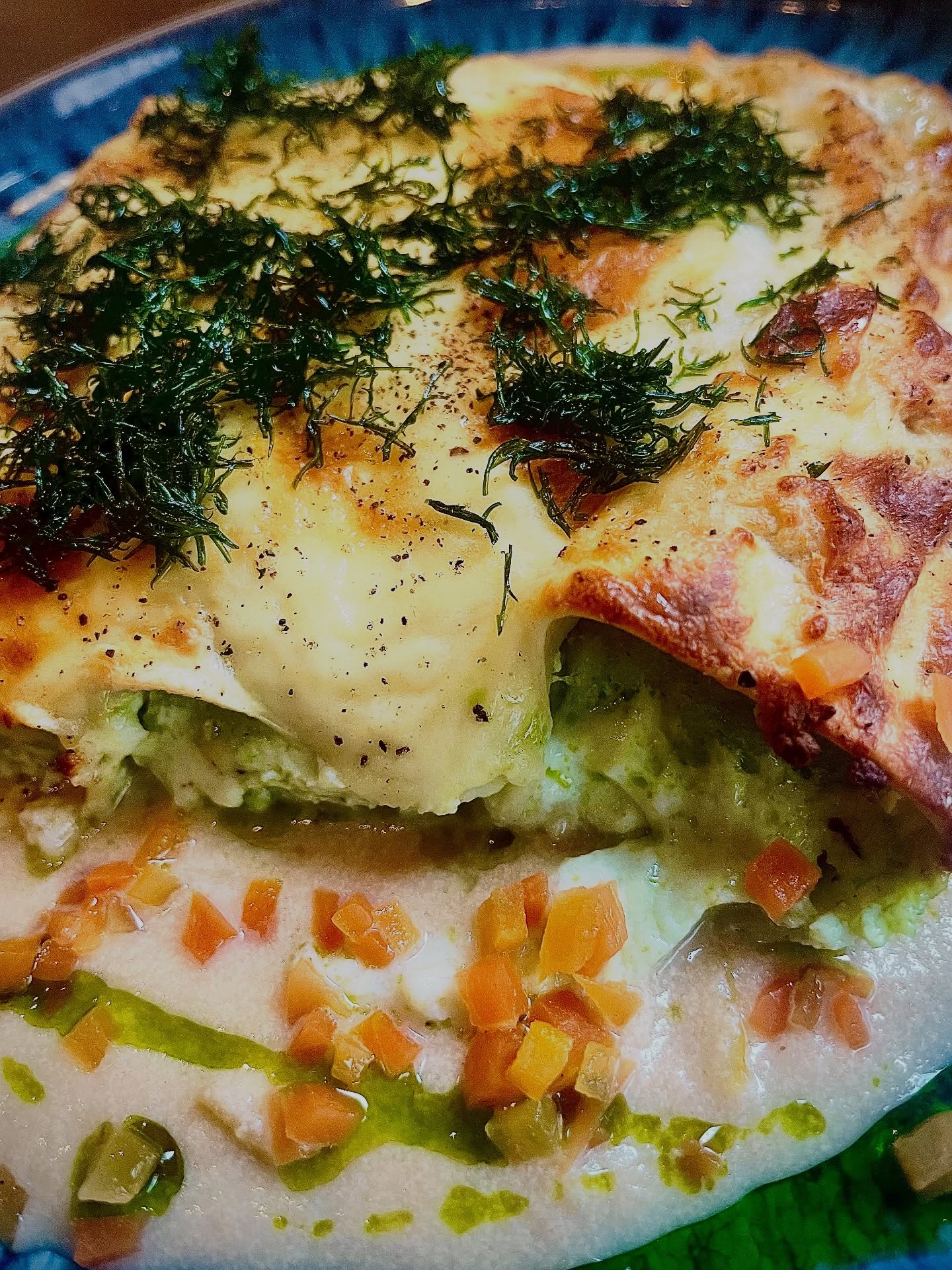 Cannelloni de Mostelle à l’aneth, sauce soubise et brunoise de carottes
#lyon #lyon3 #restaurant #lyonnais #seafood #food #foodporn