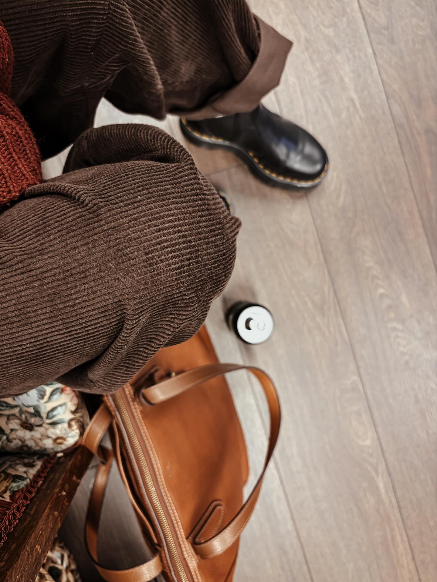 itโs been cold and I have a cold and too many photos from the last few months but hereโs a glimpse ๐ซถ๐ผ๐ฉท hope everyone is having a good start to the year โฅ๏ธ
.
โข
โข
โข
โข
โข
โข
#writer #writingabook #authorofinstagram #writing
#writingcommunityofinstagram