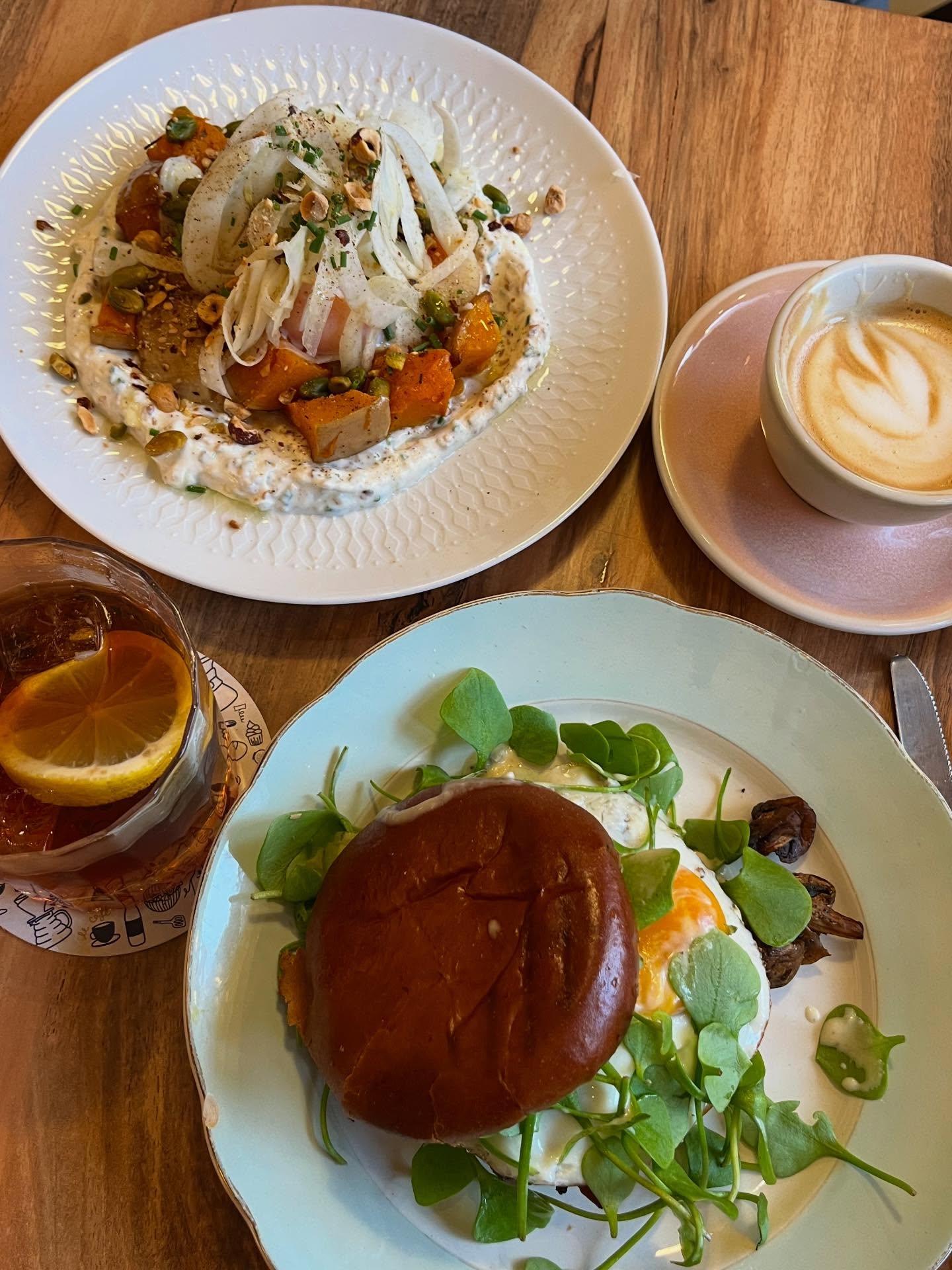 Best Bouchées of December in France 😋
Read on for some of my favorites foods and feelings from last month.
1) Saturday brunch 🍳🥞 | by @bonjour_omnino__mulhouse 💭 Feeling grateful for more good conversation and connection
2) Tout chocolat 🍫 | by @flodupont96 for @la_maison_kieny 💭 Feeling comfortable
3) Sandwich taouk 🥪🍗 | by @chez_vincent_foodtruck au marché de Noël de @motoco_and_co 💭 Feeling free and relaxed for the first time in a while
4) Bûche roulée agrumes vanille 🍊 | by me for @paupiette.mulhouse 💭 Feeling burnt out but proud of myself and grateful for the best team
5) Repas de Noël alsacien, British & ukrainien 🍪 | by family and friends 💭 Feeling the holiday spirit, whatever that may look like
6) Galette des rois cacahuète 🫶🎃 | by @patissier_kevin_husser @patisserie_dany_husser 💭 Feeling like this was the best thing I’ve ever eaten
What’s the best thing you’ve eaten recently? Qu’est-ce que vous avez mangé de bon récemment ?
.
.
.
#mulhouse #food #eeeeats #eeeeeats #whatieat #baking #pastry #dessert #patisserie #restaurant #cuisine #manger #cuisiner #alsace #68 #americaninfrance #brunch #cuisinefrancaise #fooddiary #cooking #frenchfood #mulhouse #homecooking #cuisinemaison #galettedesrois #uneboucheeaday