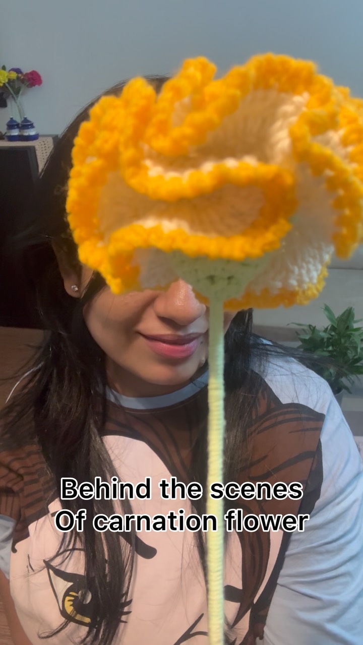 Behind the scenes 🌸
Just me, my crochet,
and a little laughter in between
Handmade with love, always.
Follow for more crochet moments.
#crochetbts
#crochetcreator
#handmadejoy
#crochetflower
#carnationcrochet
Do you like BTS?