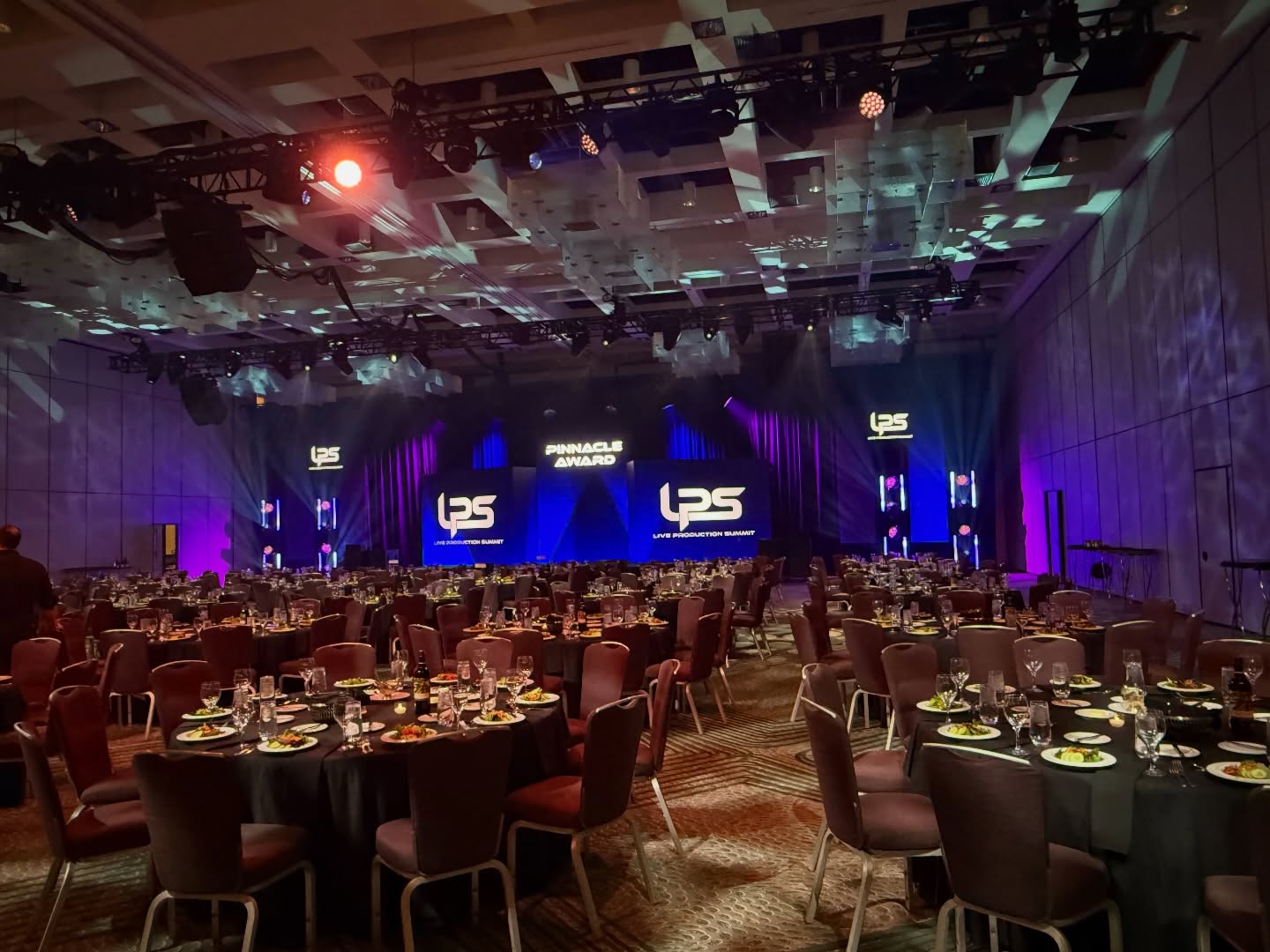 What an amazing event we had at Live Production Summit , I had the honor to meet with so many great friends and people that I admire like Cosmo Wilson and Rob K. had an awesome time with my friends of OSA and i cant finish this post without thanking my good friend and brother Chris Musgrave @tourpros thanks for the support and the great experience!! Looking forward to LPS 2027!!! Back and better every time!!! And now let’s work on a bad ass 2026!!! Let’s gooooo!!!!
AllShow Plus