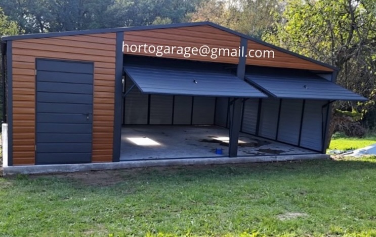 Wir präsentieren unsere Garage🔥
Wir präsentieren eine Garage mit holzfarbenen Paneelen und eleganten Akzenten in RAL 7016 Anthrazit.
Zwei große Schwingtore + zusätzlicher Raum auf der linken Seite ⚒️ – ideal für Werkzeuge oder Gartengeräte.
📏 Abmessungen: 8,0 m (Breite) × 6,0 m (Länge)
Höhe: 2,30 m an der Wand / 2,75 m an der Spitze
🏗️ Verzinkte Stahlkonstruktion – solide, langlebig und witterungsbeständig.
✅ Ideal als Doppelgarage, Werkstatt oder Lagerraum.
💪 Premium-Ausführung mit Holzoptik und anthrazitfarbenen Details = modernes Design und maximale Belastbarkeit.💻📲👨💻 eine ähnliche Garage oder andere Details wünschen, mailen Sie hortogarage@gmail.com, gehen Sie auf den Link in der Bio oder rufen Sie an
📞 +49 177 4242452
📞 +49 152 246 74 361