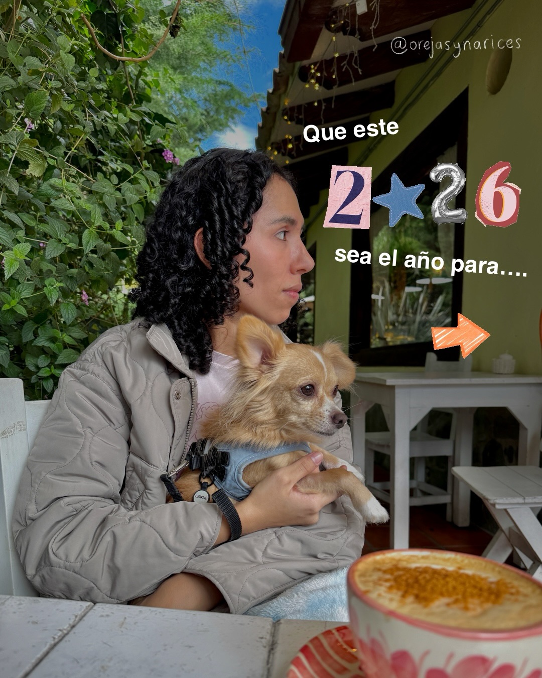 Que este nuevo año sea tu momento para empezar a hacerlo distinto… 💛
🌳 Más paseos para olfatear sin prisa
🍲 Más platos con ingredientes reales
🧘🏽♀️🐕 Más momentos de conexión
Porque a veces, lo más simple… es lo que más transforma 🐾
📓 Si no sabes por donde empezar, comenta CUIDAR y te comparto mi guía con 5 prácticas diarias para acompañarle con más conciencia ✨🐶🍃