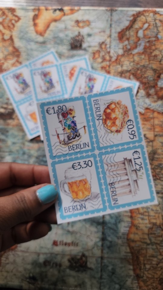 Packing and showcasing Berlin Travel Mail 🥰