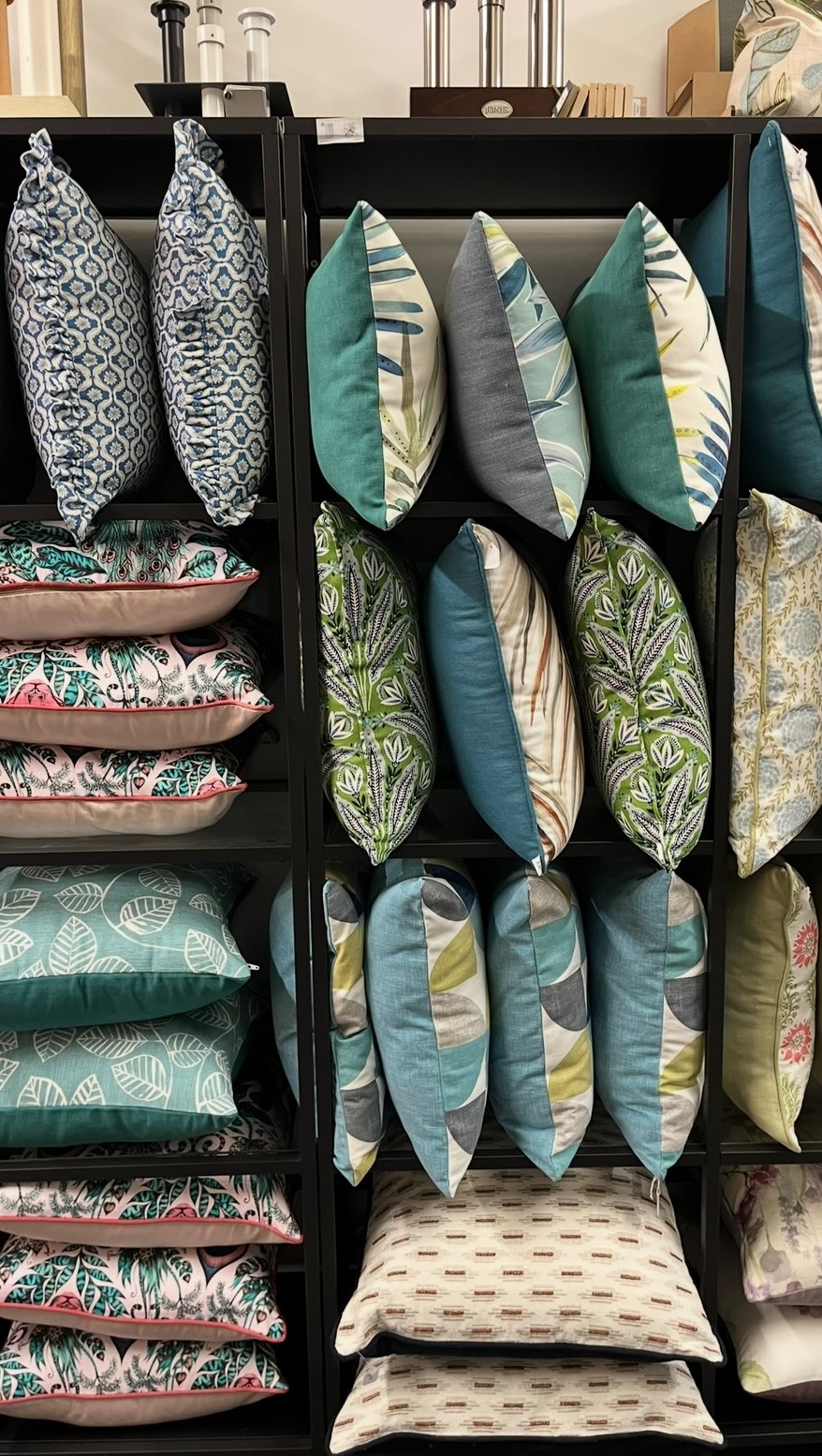 Bespoke cushions, designed with intention ✨
At Lynne Kelly Interiors, our cushions are never an afterthought.
They’re carefully designed and considered in-house, with a focus on proportion, texture and how they truly sit within a space.
Every choice is intentional.
Every detail matters.
If you’re looking for bespoke cushions, custom soft furnishings, or interior design service in the Midlands, we’d love to help you refine your space.
If you’re looking for bespoke curtains or blinds, our sister company @lynne_kelly_curtains will have you covered.
📍 Visit our showroom to explore fabrics and finishes.