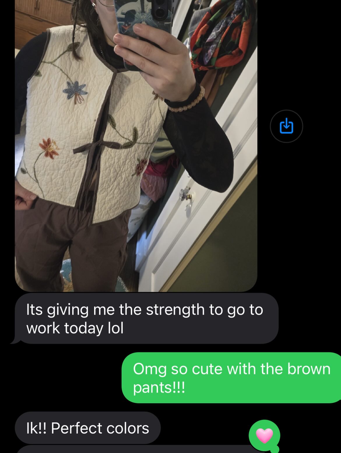 This is exactly the point of all of this!!! Let me make clothes for you that bring you joy and help you get through the day!! I love custom commissions!!!! 🌜🌝🌛
#slowfashion #sewist #sustainable #custommade #smallbuisnesslove