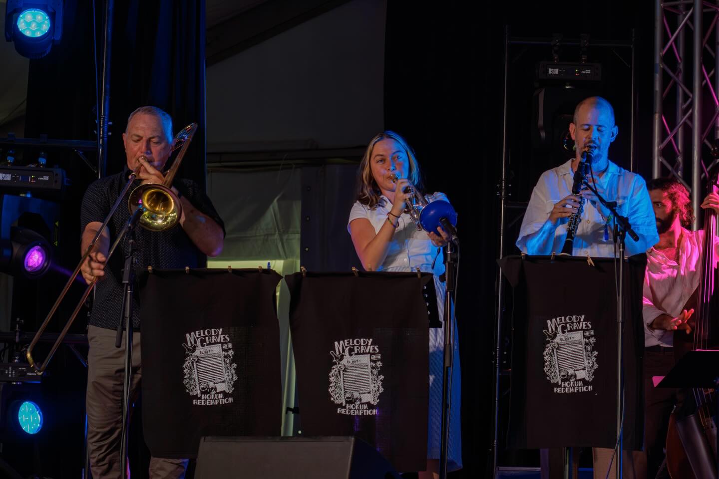 Another one from the Woodford Folk Festival photo archives - the swinging horn section: Richard Ferarri, Alyssa Sinclair, Andrew Garton.
📸 @jelightly
