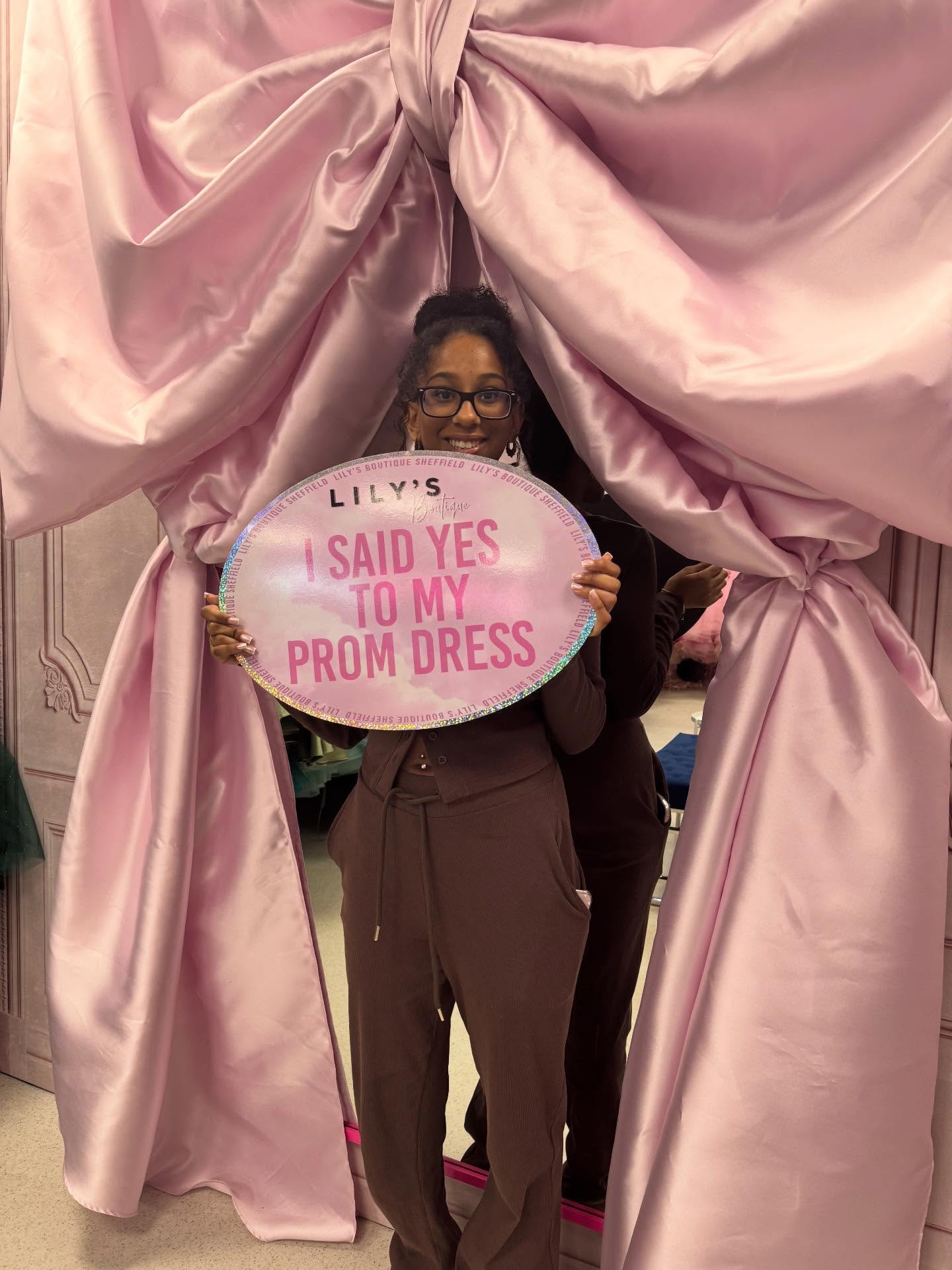 A few more of our beautiful 2026 prom girls who wanted their picture with our sign🤩
We can’t wait to see everyone booked in for this week!! If you haven’t booked your appointment yet, we still have availability 🩷
Text or call us today to secure your appointment🤩