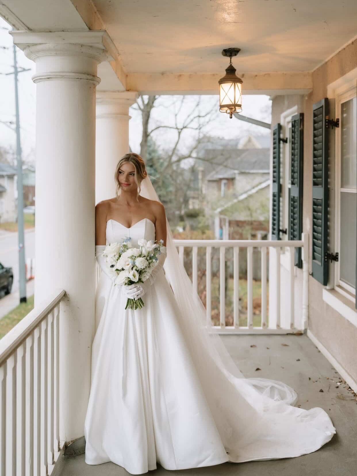 What a beautiful bride!! Danielle 💕
makeup by @glambyjo__ hair by @stylesbyjulia__
#browsbyjo#glambyjo#eyebrows#lip#threading#waxing#tinting#shaping#beautiful#binbrook#hamilton#gta#makeup#hair#clients#business#charlattetilbury#tooface#hudabeauty#fantybeauty#nyx#stilla#loreal#laneige#makeupbymario#makeup#wedding#love#creatingmemories