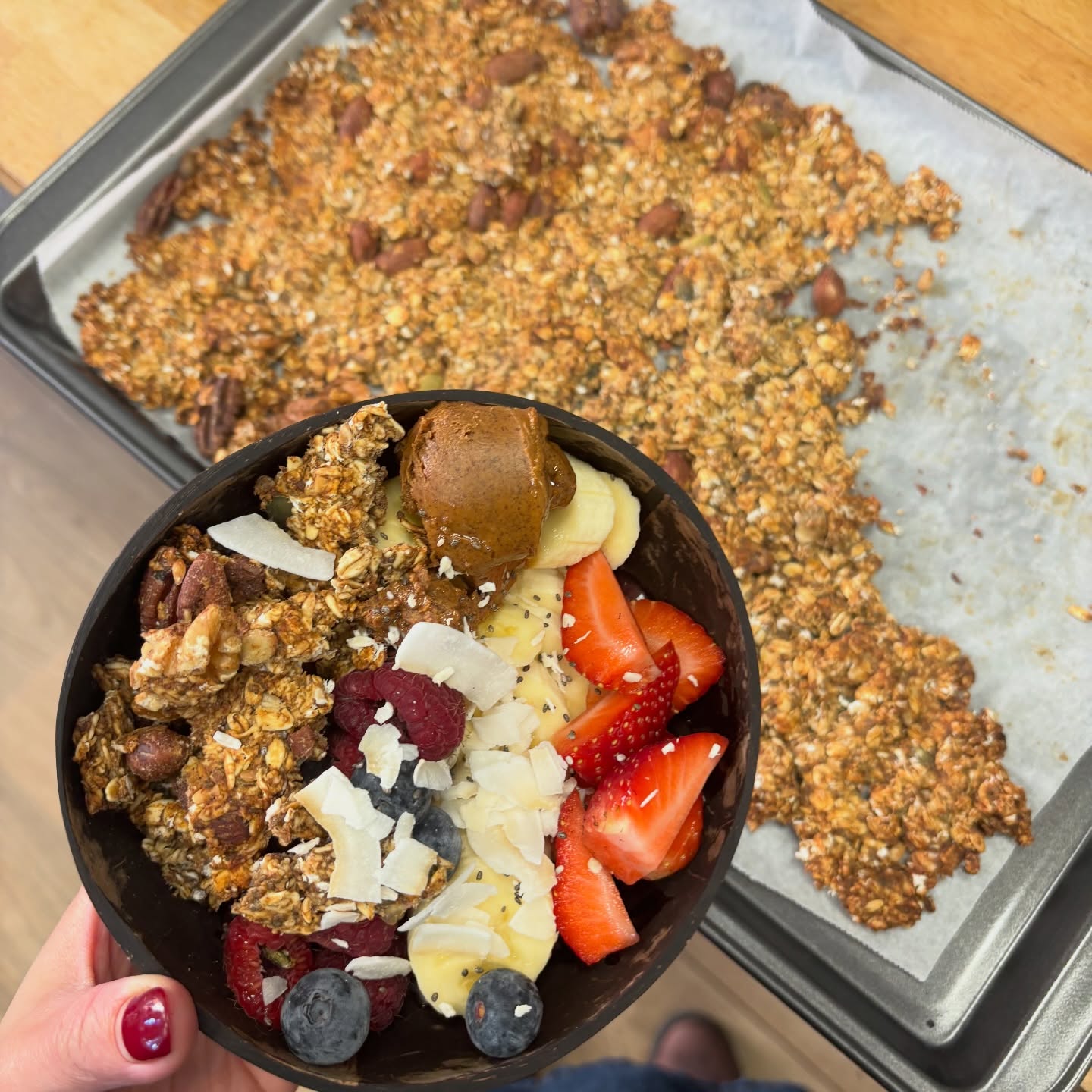 Good morning! Happy Monday! 🤗
Açai bowls with our own banana bread granola!
Making more granola today for retail too :)
#acai #nottingham #nottscoffee #coffeeshop #pov