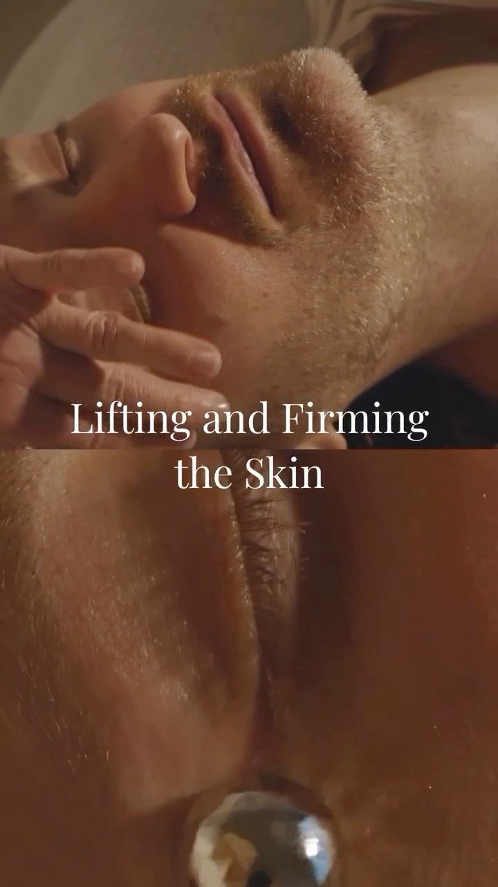 Peak escape and regeneration in Amsterdam! 🧖♂️✨
A personalized treatment and the best of LED Light Therapy. La sublime experience is here.
#ledlighttherapyamsterdam #FacialTreatment #AmsterdamBeauty #Wellness #PersonalizedCare #Virginieinlesublime#lesublimeamsterdam#facialmasssage#facialist#oostenburgermiddenstraat#amsterdamoost