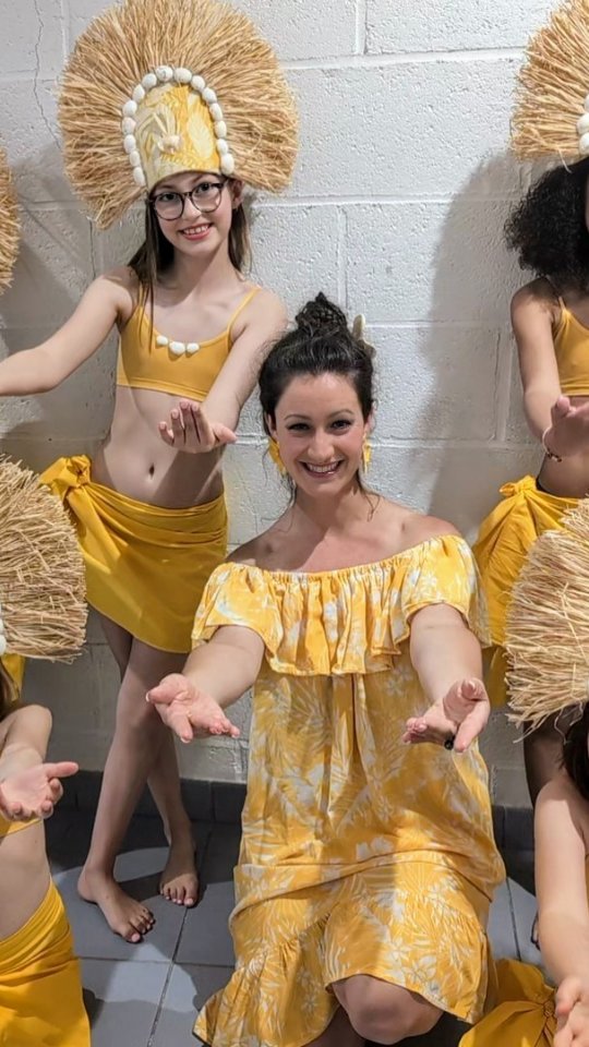 Création de combo sur Pehe avec les ado 👌🏼✨
Bravo les poti'i 🔥
#oritahiti #combo #dansetahitienne #culturepolynesienne #percussion