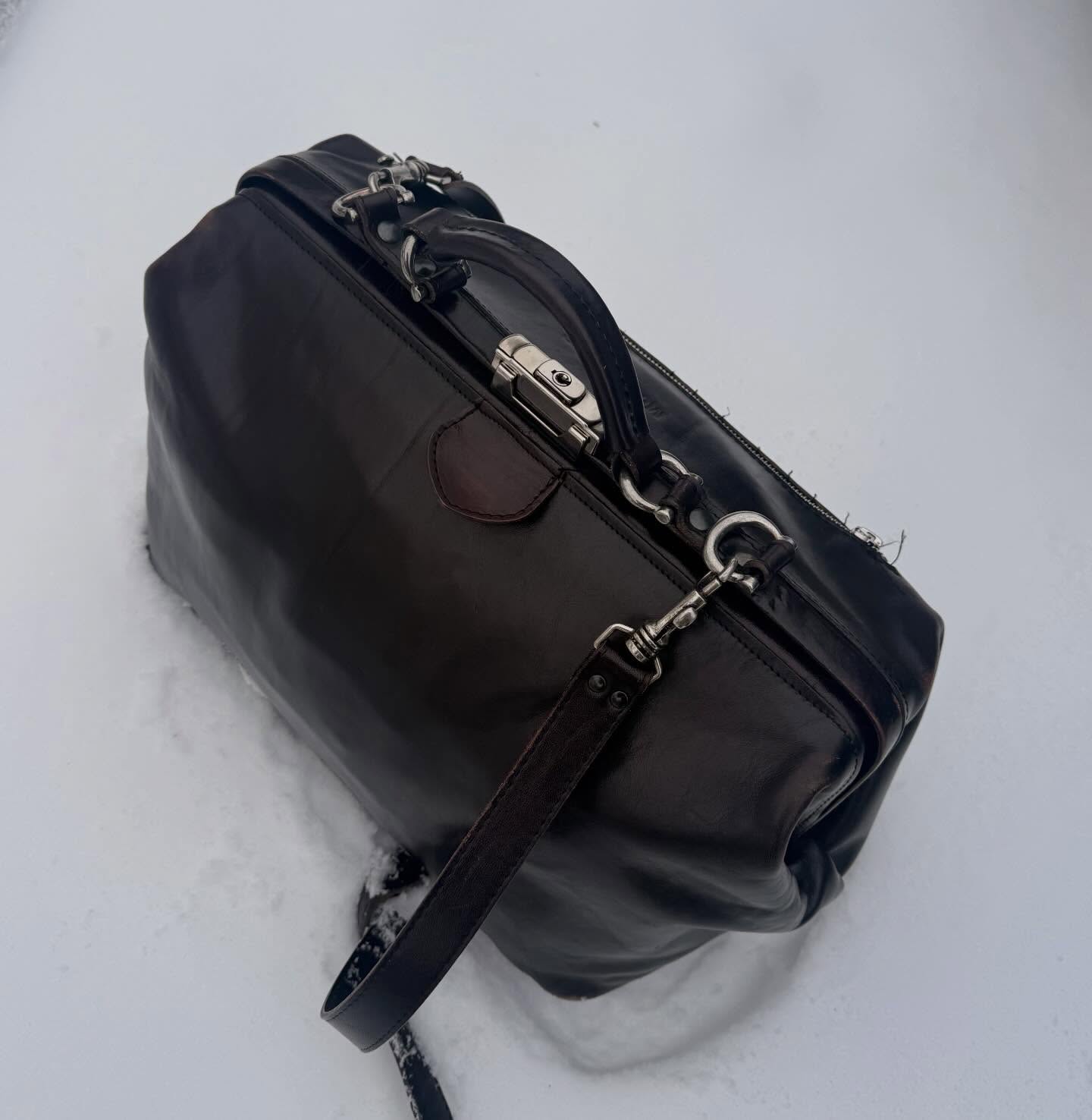 De afgelopen dagen was het glibberen, en uiteraard wilden alle baby’s geboren worden. Maar geen zorgen, wij staan gewoon voor jullie klaar! ❄️🧊🩺