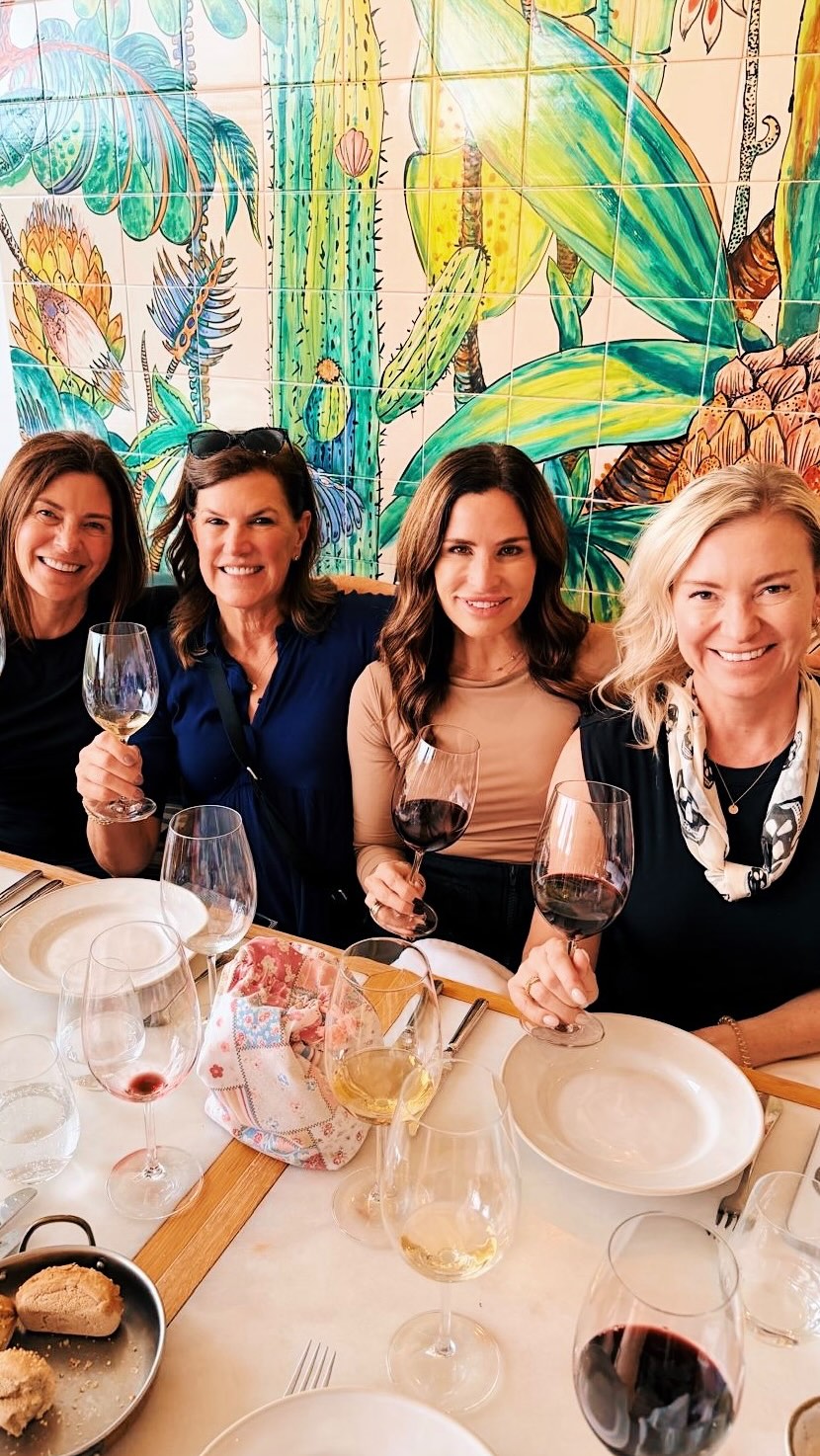 Send this to your wine bestie.🍷
#winebestie #winefunnies #winehumor #winenight #pourthewine
Reel inspo: @cork_connoisseur