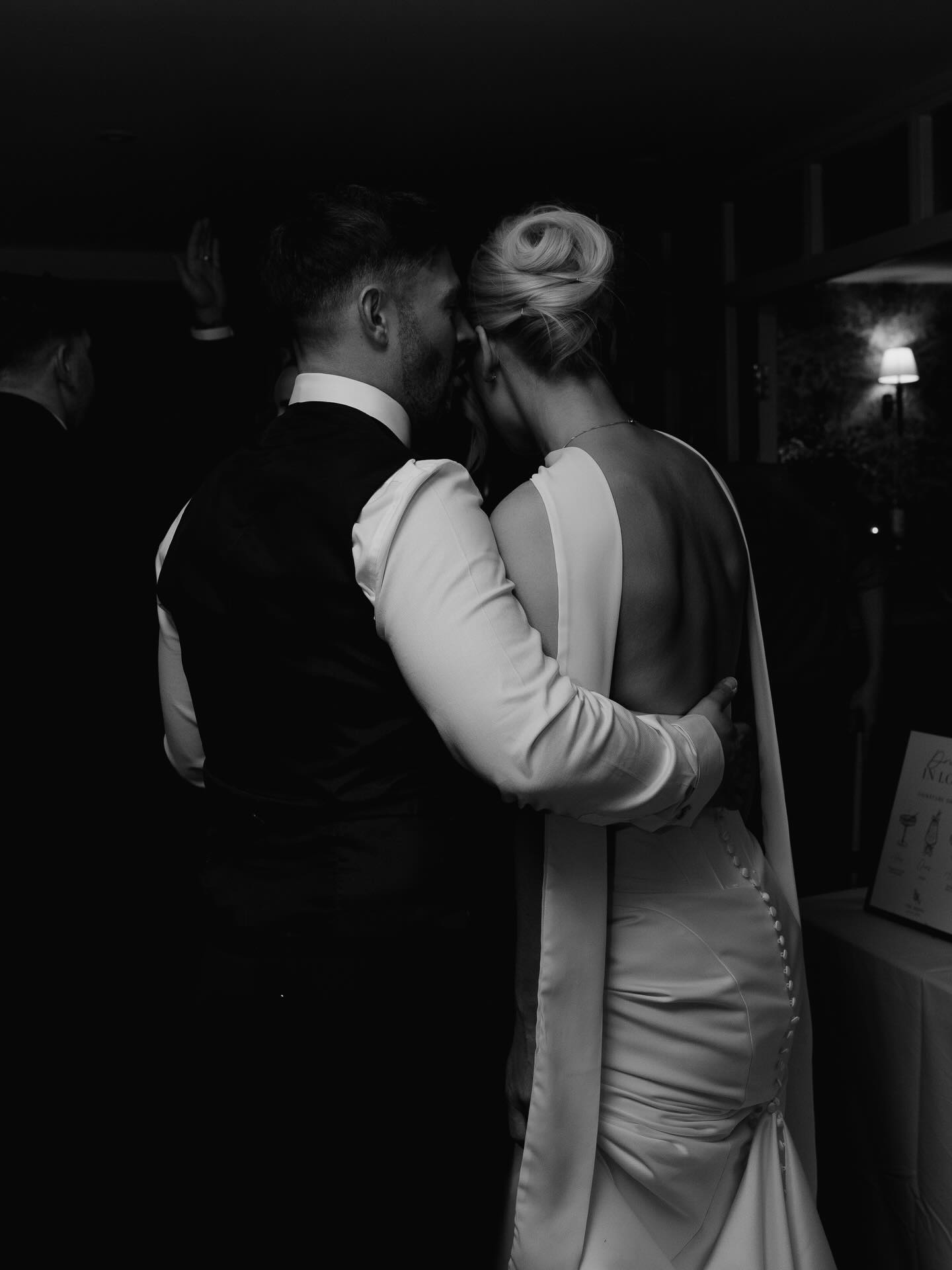 Quiet moments together π€
Inquire now to check availability for 2026/27 π Limited availability
Venue: @hotelwoodlands
Content: @maidofmemoriesuk
Music: @linklewismusic @jennamusicuk
Videography: @bradrollasonfilms
Hair: @grogan_rogers
MUA: @glowbyfaye_ @sophiejade_makeup_artist
Florist: @raffandbode
Dress: @avarosehamilton
Second shooter: @lr.captureco
Stationary: @doodlesdesign_
Suits: @antichhuddersfield
-
www.oliviaamyphotography.com
-
-
#weddingphotography #ukphotographer yorkphotographer