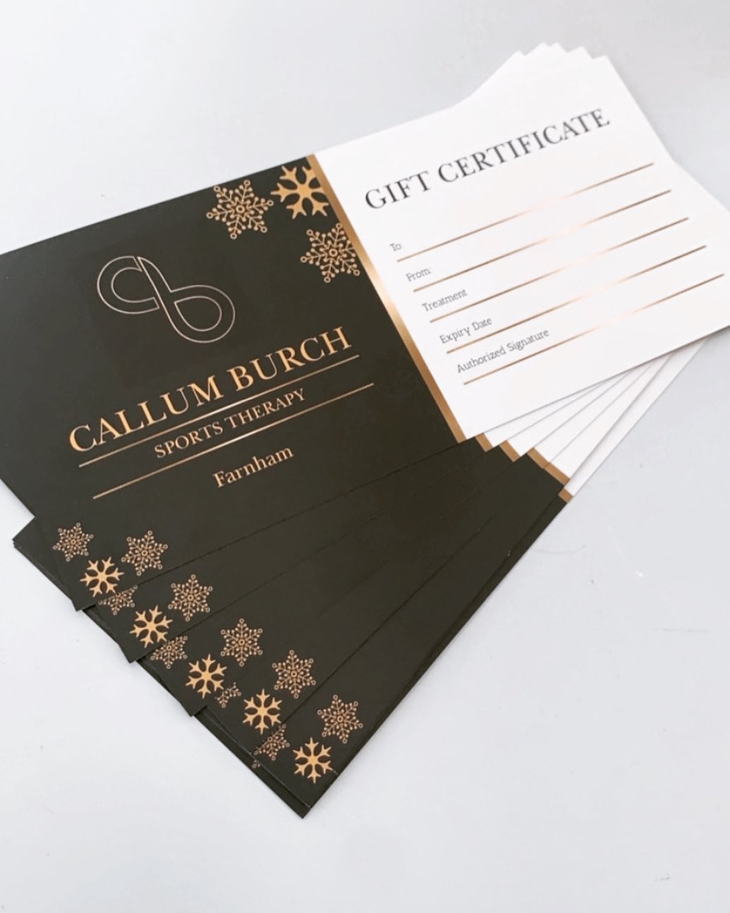 Christmas Gift Vouchers ❄️ 🎁
It’s that time of year again 🎄If you know someone who you think would benefit from a visit to the clinic why not spoil them to a treatment 💆🏽♂️
Gift vouchers available for pick up or drop off - DM for info & pricing
Merry Christmas 🎅🏽