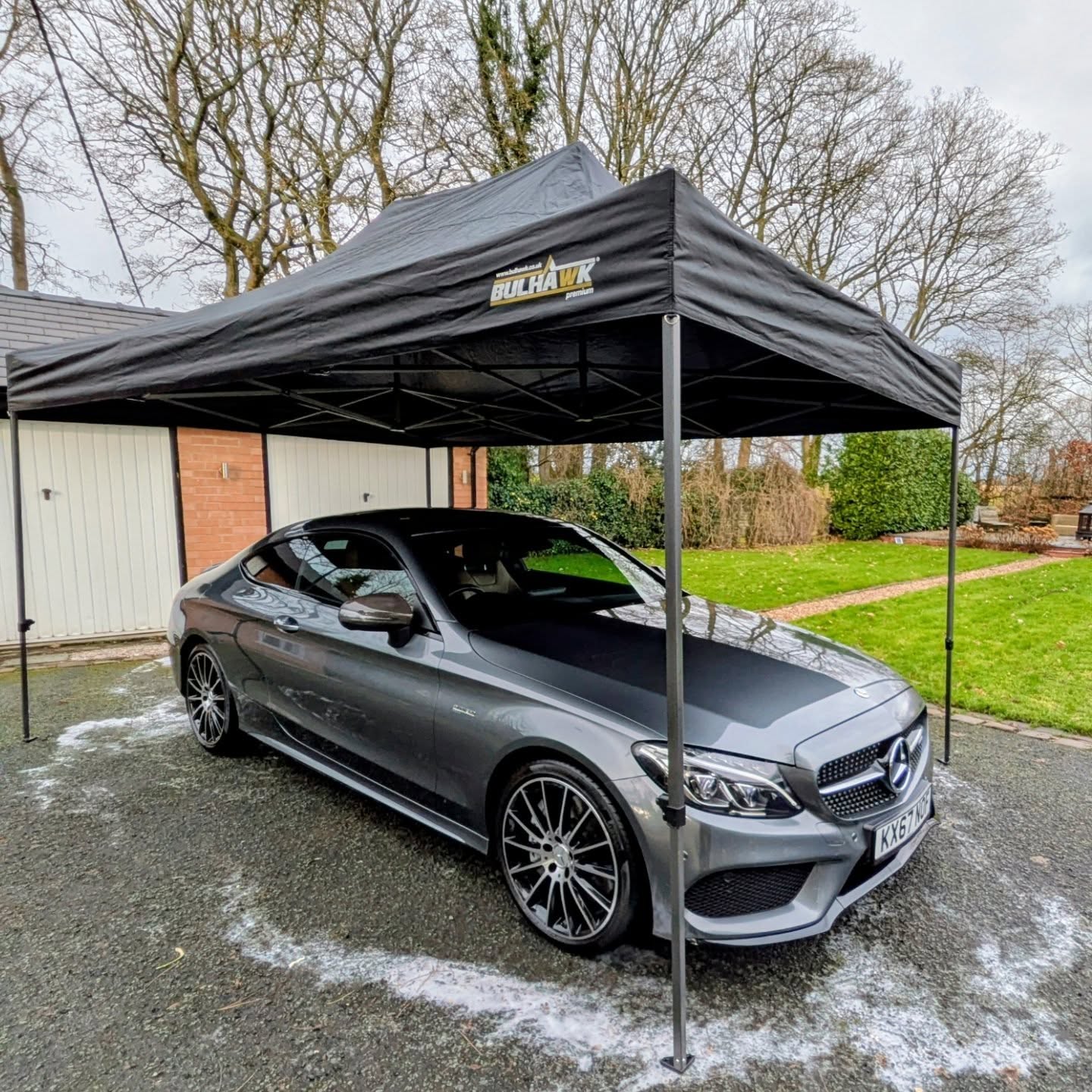 Sundays are for clean cars ✨
Full Valet completed on this C43 AMG.
Next week is fully booked, get in touch to plan ahead.
#MercedesC43 #FullValet #CarDetailing #CleanCarCulture #MobileValeting
• DM
• WhatsApp: 07506154942
• Call/Text: 07506154942
• Email: info@kbmobilevaleting.co.uk
• Visit my website: https://www.kbmobilevaleting.co.uk