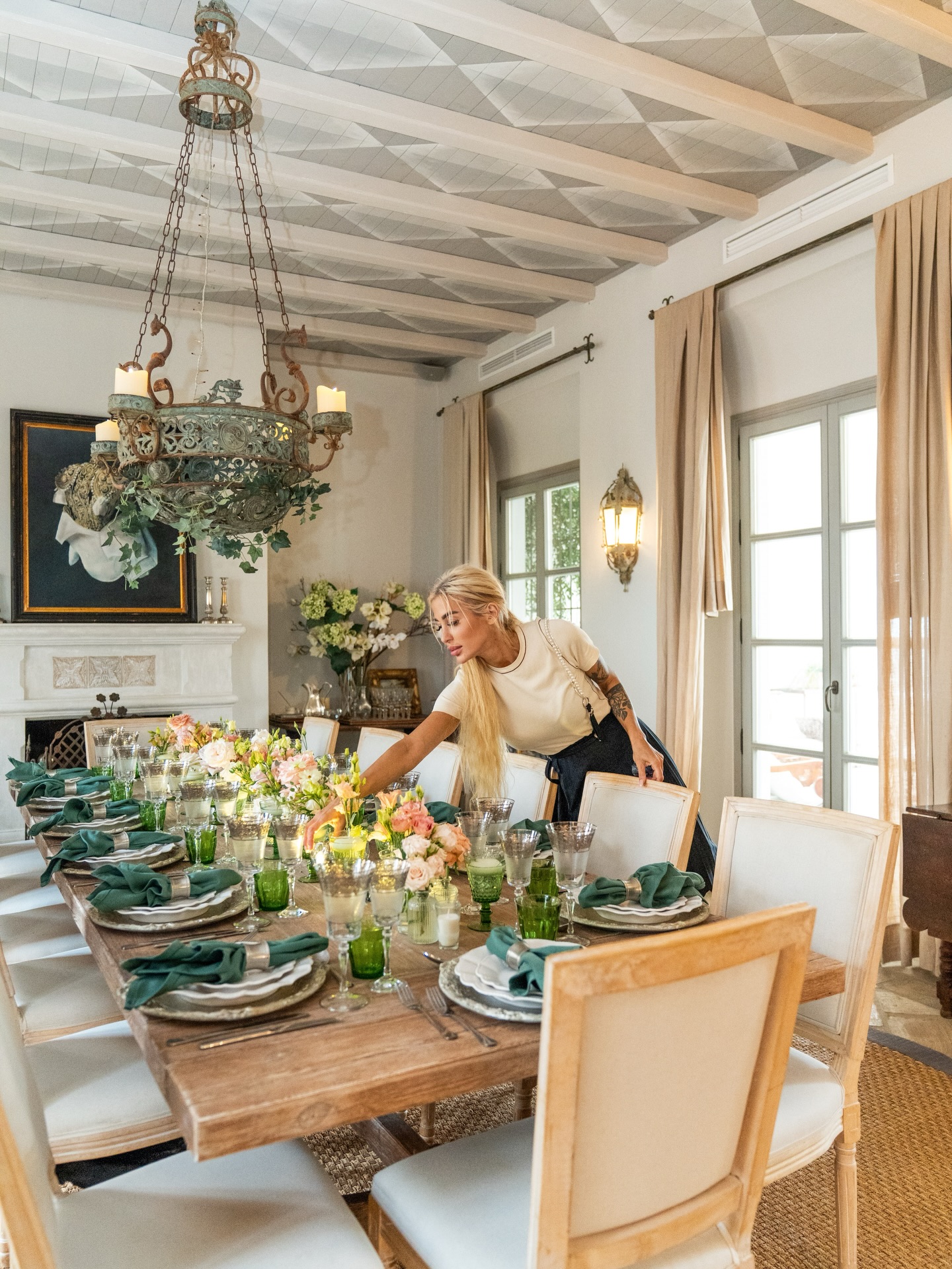 🥂 Moments worth celebrating 🥂
Every gathering has its own rhythm, and we love bringing it to life through flavor, atmosphere and thoughtful details.
At Dani’s Catering, we create events that feel natural, warm and beautifully put together ✨💐
Let’s plan something special.
📞 +34 602 687 187
📧 Dani@daniscatering.es
#DanisCatering #LuxuryEvents