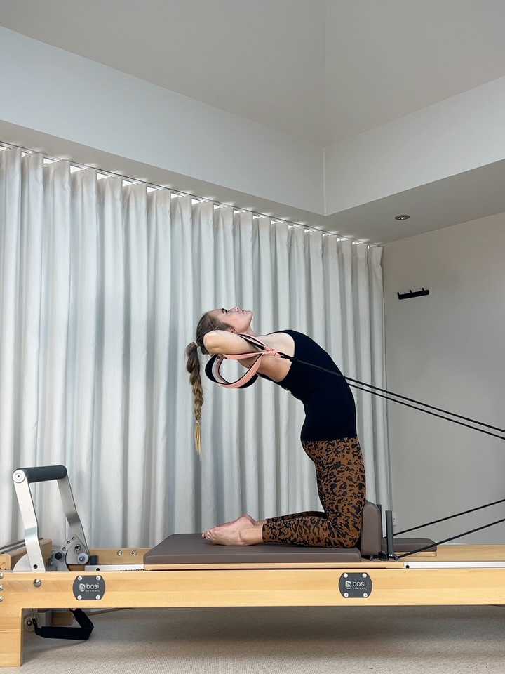 Some reformer favourites lately π«Άπ½
π Thigh Stretch into back extension, great prep for High Bridge on the reformer - I'm on 1 red
π₯ Plank and Pike variations for a full body challenge - again 1 red
π All 4s footwork variation, add some pulses for a extra 'fun' - 2 reds
β¨ Long Spine, OG exercise perfection, no other explanation needed - 1 red 1 blue
All of these and more are in the Full Body 30 Reformer class on my site π€
#pilates #pilatesreformer #reformerpilates #pilatesreformerworkout
Reformer by @basisystems from @gladform_uk