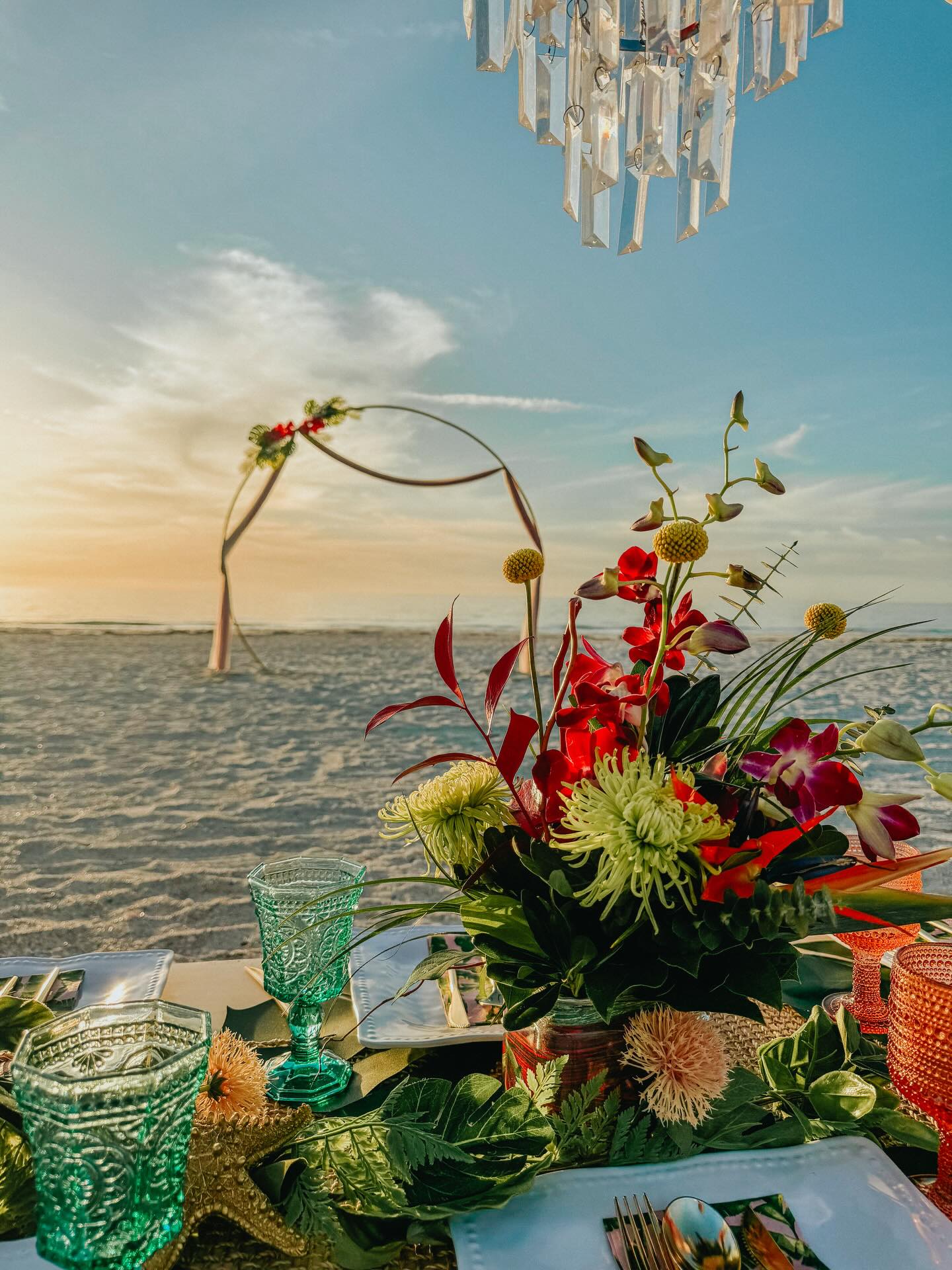 Proof that paradise is in the details 🌺 No one does it better 💍👊