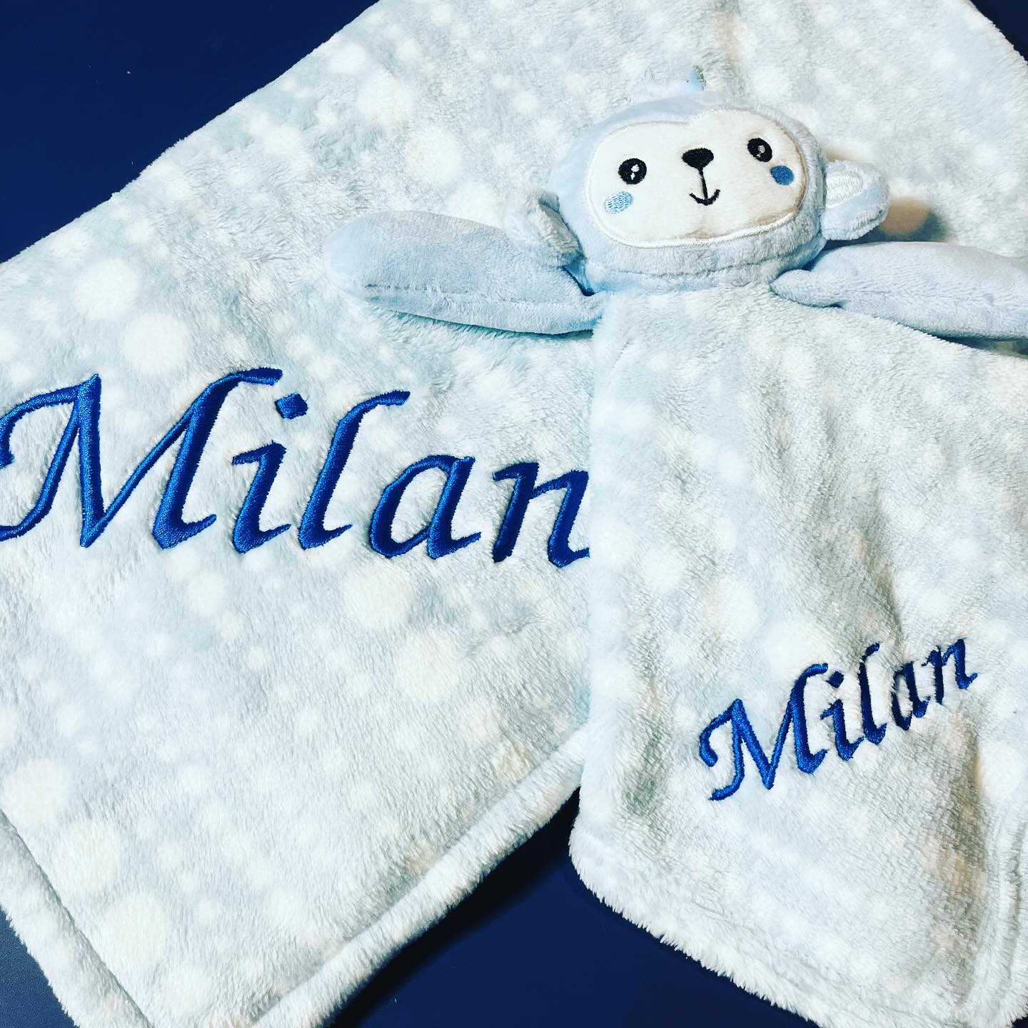 Set of blanket and lovey, with the baby's name 💙🤍 Various animals and colors are available at my website or #Etsy shop. #giftofembroidery #babyblankets #personalizedbabygift