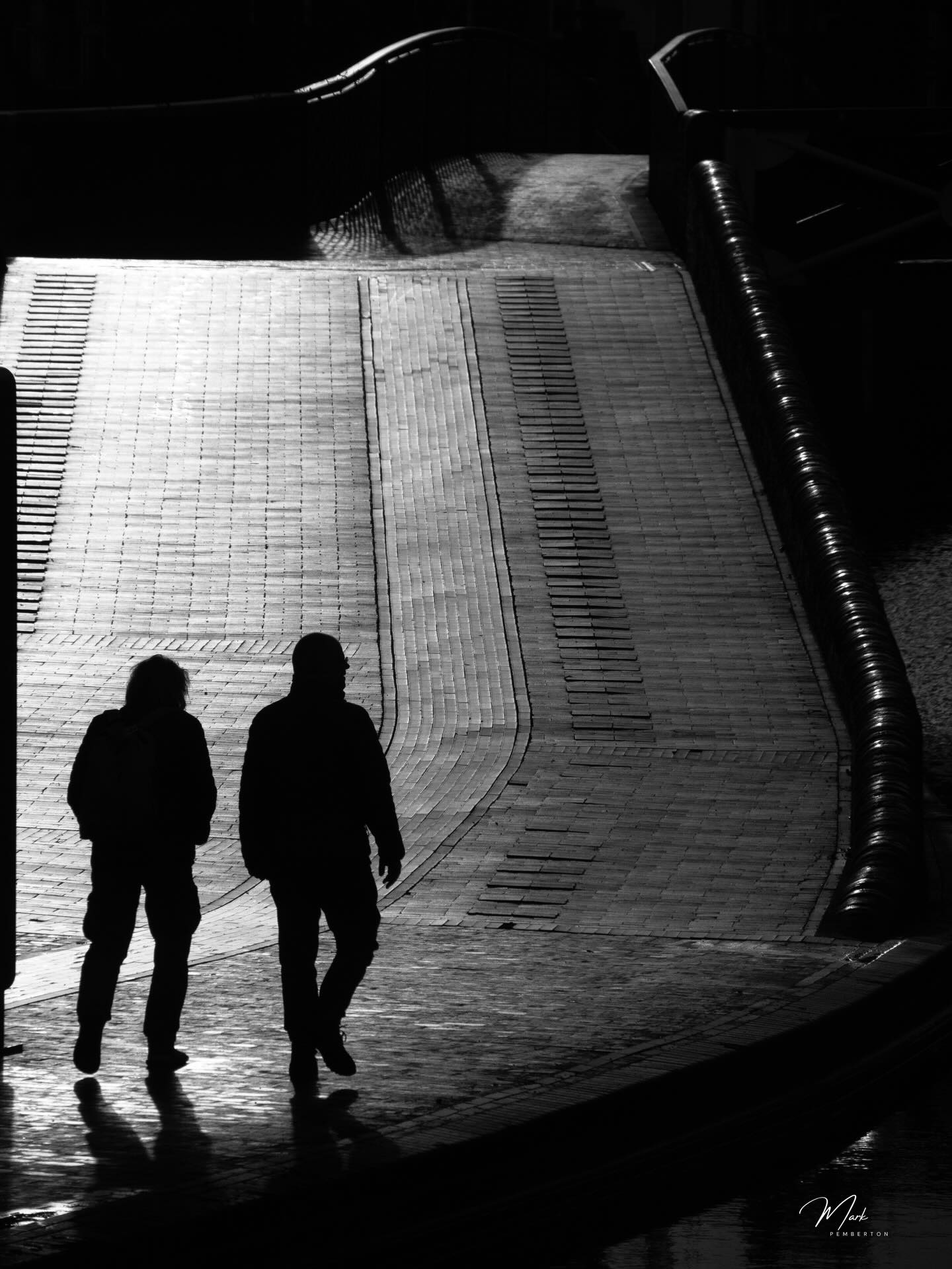One of my favourite silhouettes in Birmingham #igersbirminghamuk #brumphotography #bhamupdates #silhouette_super_pics