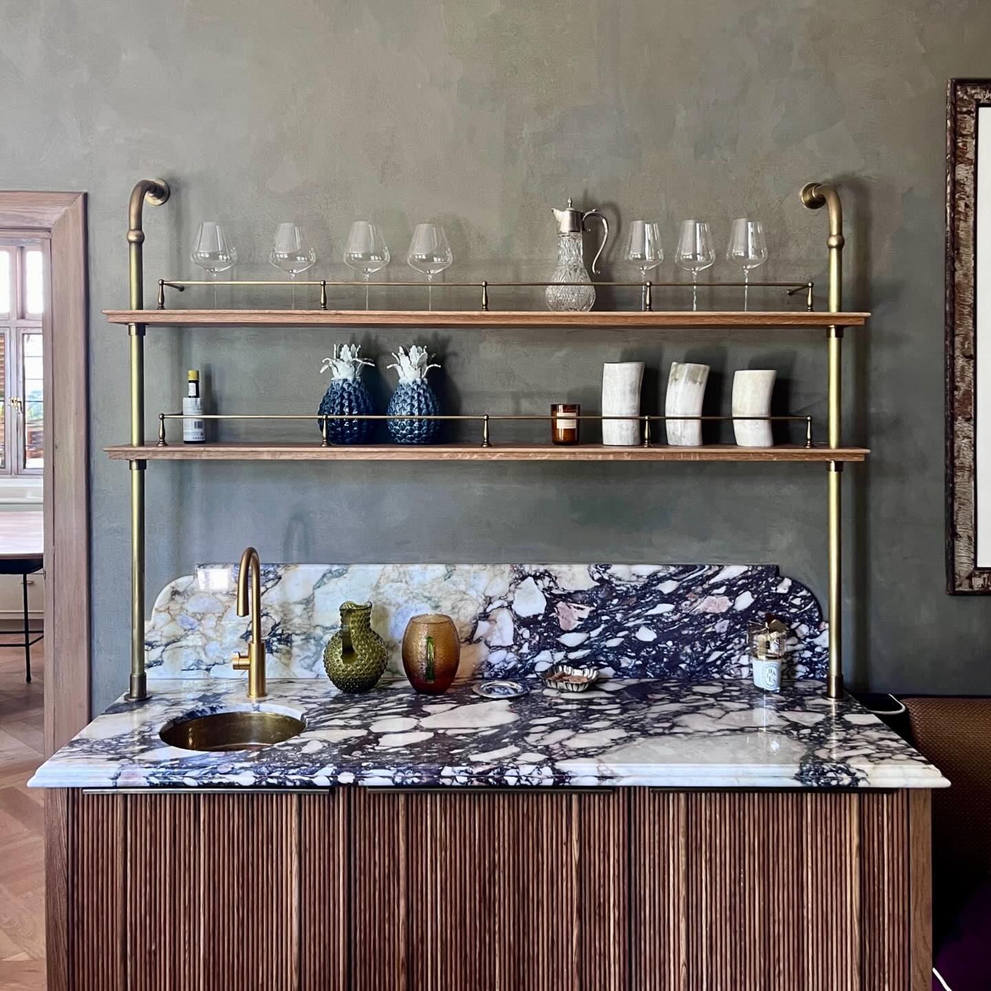 ✨ Welcome to 2026 ✨
We wish all our clients, partners, and friends an incredible year ahead.
We’re stepping into 2026 inspired, grateful, and more excited than ever for what’s to come.
Reflecting on the past year, we had the privilege of working on remarkable projects — from local builds to international work in Namibia and Rwanda. Each project pushed our craft, strengthened our vision, and reminded us why we do what we do.
As this new year unfolds, we can’t wait to see where the journey takes us next — new spaces, new stories, and exceptional stonework ahead.
Here’s to craftsmanship, growth, and an unforgettable 2026.
Our craft. Your legacy.
#RockAndStone
#2026
#StoneCraft
#LuxuryInteriors
#FromLocalToGlobal
TimelessDesign
OurCraftYourLegacy