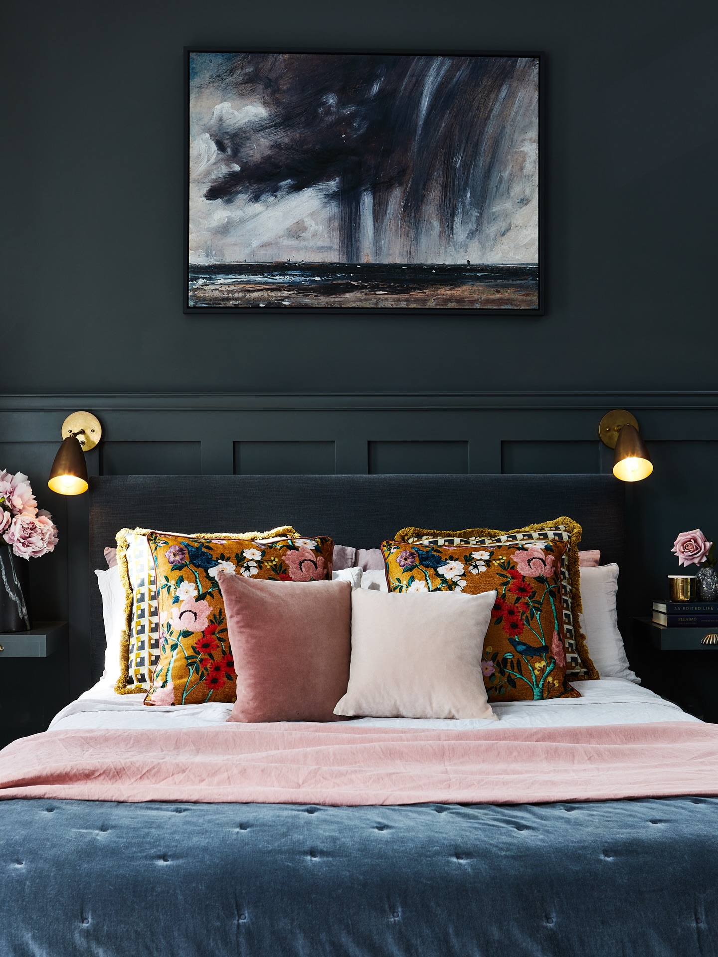 Come take a little walk-through of our client’s beautiful bedroom and ensuite in our SW11 project.
Rich, cosy, dark tones set the mood in the bedroom, flowing through to a gorgeous en-suite bathroom in a palette that complements the bedroom and keeps the flow. Warm, cocooning and utterly inviting.
Move me in please. 🖤💓
Interior design and styling @andthentheywentwild
Photography @still_loljohnsonphotography
#bedroomdesign #ensuitebathroom #londoninteriors
Interior design London, luxury bedroom design, dark and cosy interiors, bedroom and ensuite design, bespoke interior styling, SW11 interior designer