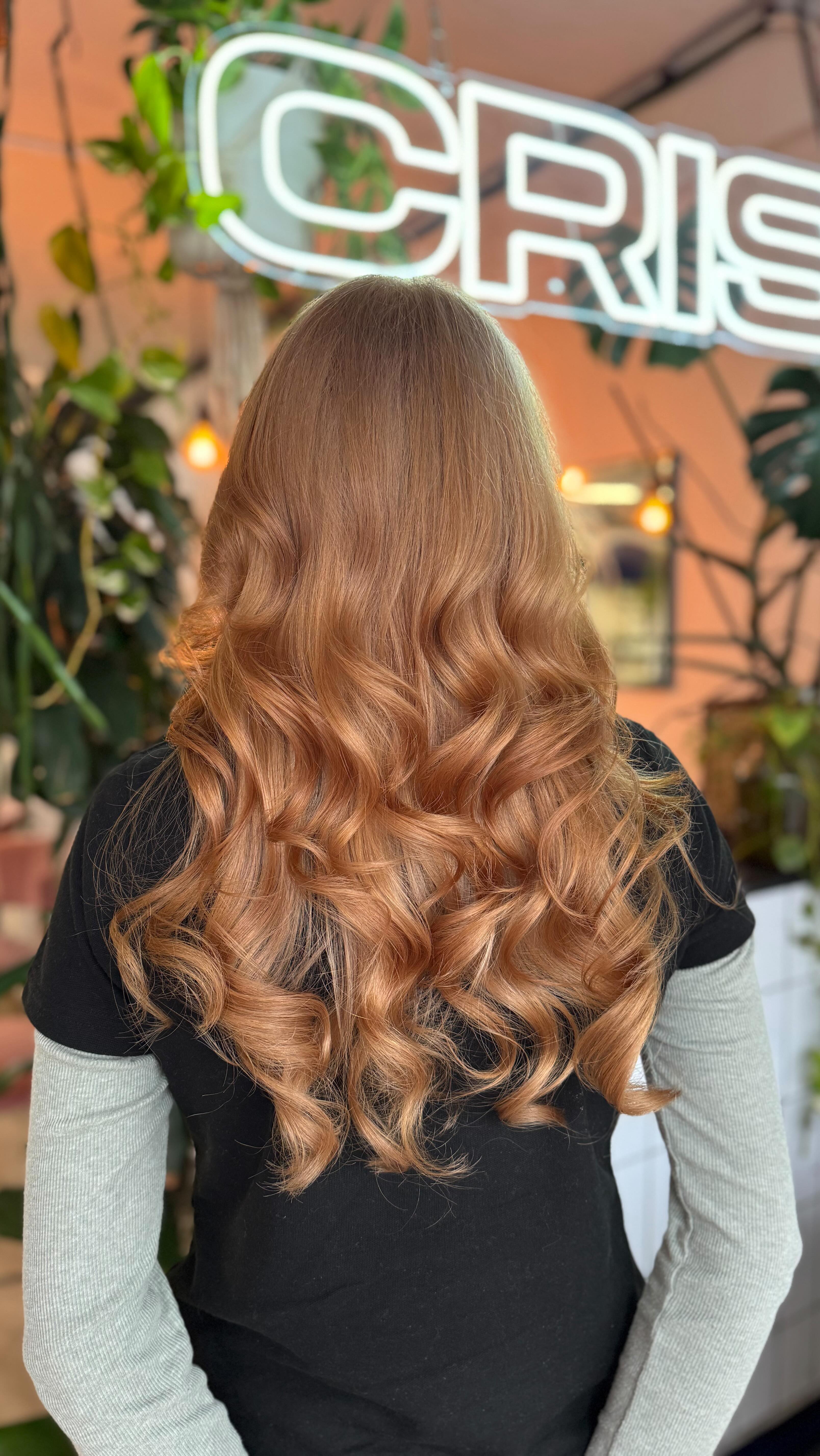 from chocolate brown to golden honey blonde 🍯
@hair_by_lisa28 💘