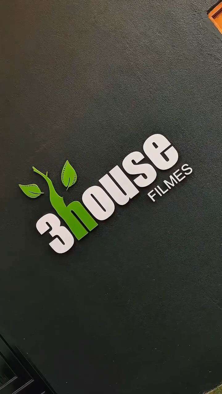 Podcast no estúdio 3house filmes.