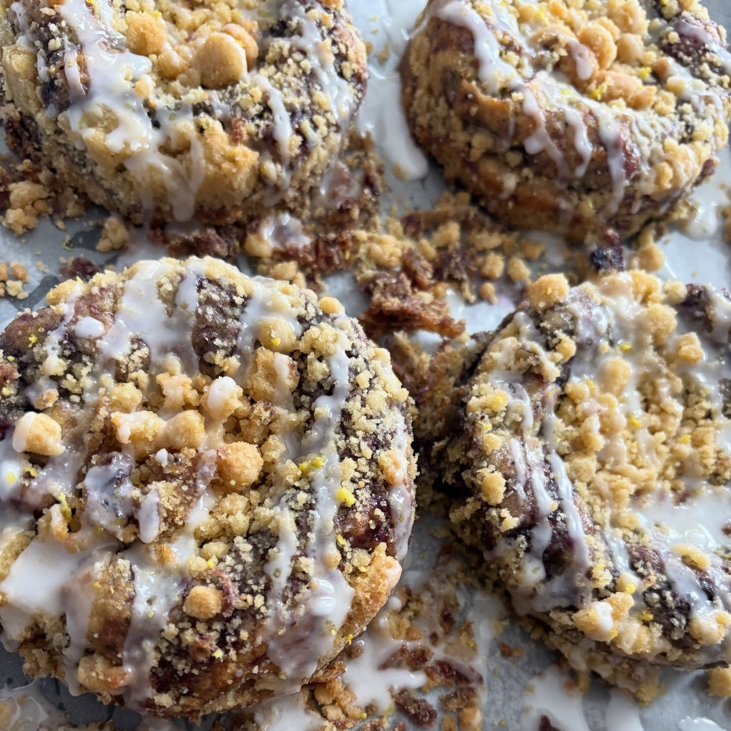 My first post of 2026! Happy New Year to anyone who hasn’t seen my stories!
A quick recap of all my favourite bakes ( and some that deffo should have got more recognition) from 2025!
1. Lemon blueberry streusel Cookie (May Menu)
2. Ethiopian coffee and cocoa marble cookie (BHM series)
3. Chocolate Cornflake Maple (July Menu)
4. Maple Nutella Tiramisu (made fall in love with tiramisu)
5. Black cocoa kunafa brownies ( this was peak premium ingredients I have to say, proper pistachio cream ain’t cheap!)
6. Mango coconut pie cookie ( my first cookie hybrid and will deffo experimenting with this more this year!)
7. Pistachio Kunafa NY cookies ( a classic atp)
8. White chocolate raspberry Krispy bars ( more variations this year! )
9.Sticky Toffee Pudding buns ( my cinnamon buns are almost perfected 😍👀)
This year is going to look a bit different, we turn 5 years and with that comes new ideas re-direction but the same old Claudine being creative!
Cheers to 2026 🥳🍾