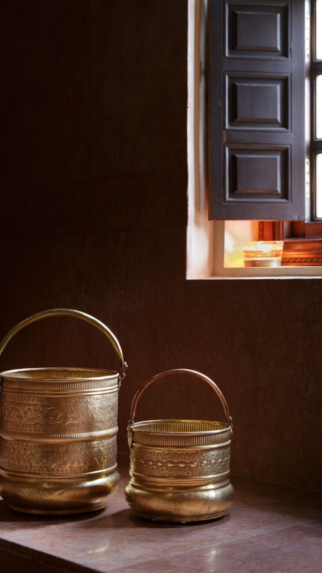 Steam, silence, and ancient rituals. At Dar Rhizlane, the hammam is not indulgence; it is tradition reborn.