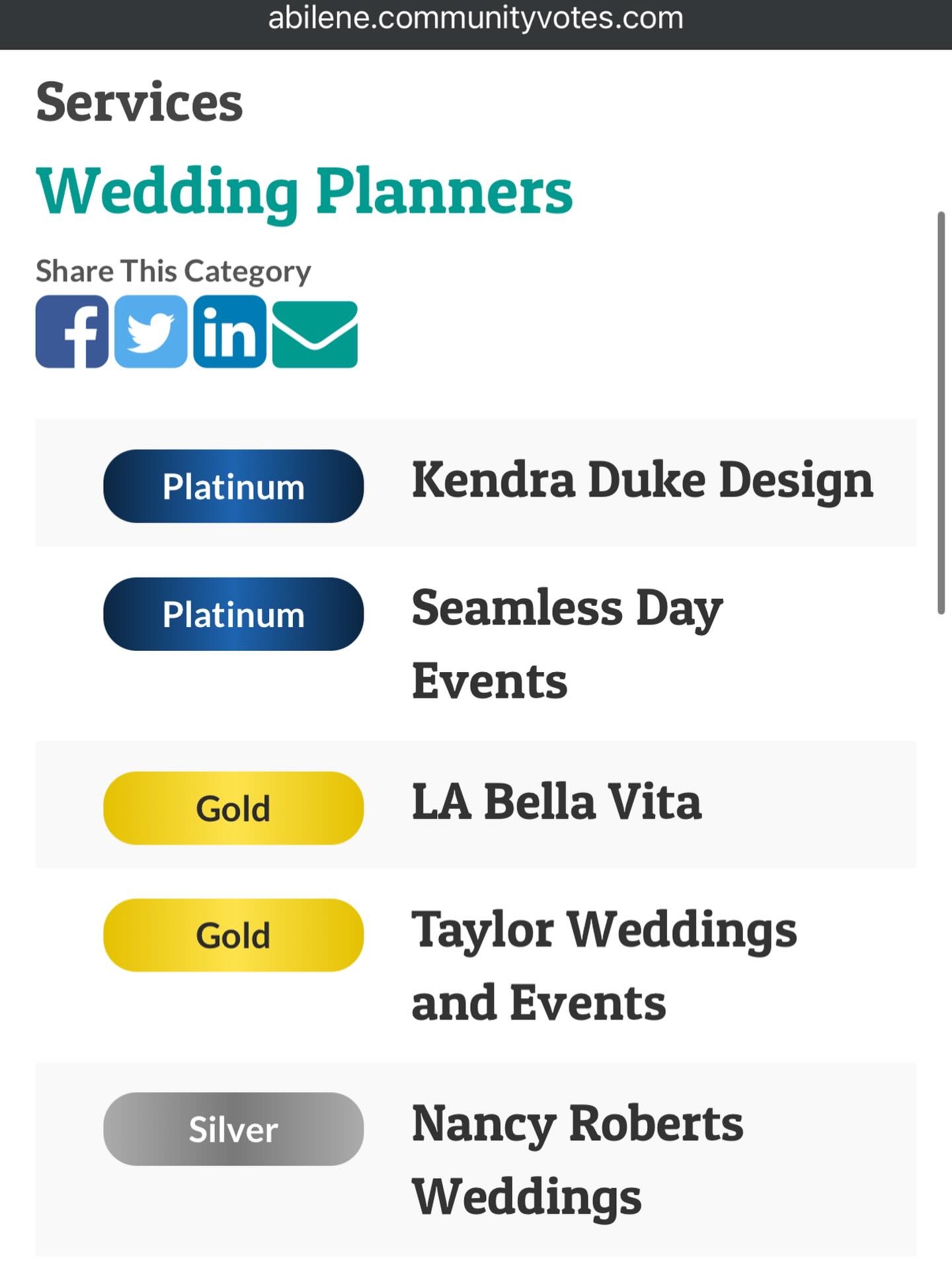 My heart is so full. 🤍
Seamless Day Events was awarded Platinum for Wedding Planners in Abilene, Texas. The highest honor and I am so grateful I don’t even have words.
Thank you to every couple who trusted me with their wedding day, every vendor who worked alongside me, and every friend, family member, and supporter who cheered me on behind the scenes.
Your trust means everything to me. Thank you for allowing me to be a small part of such big, beautiful moments. 💍✨