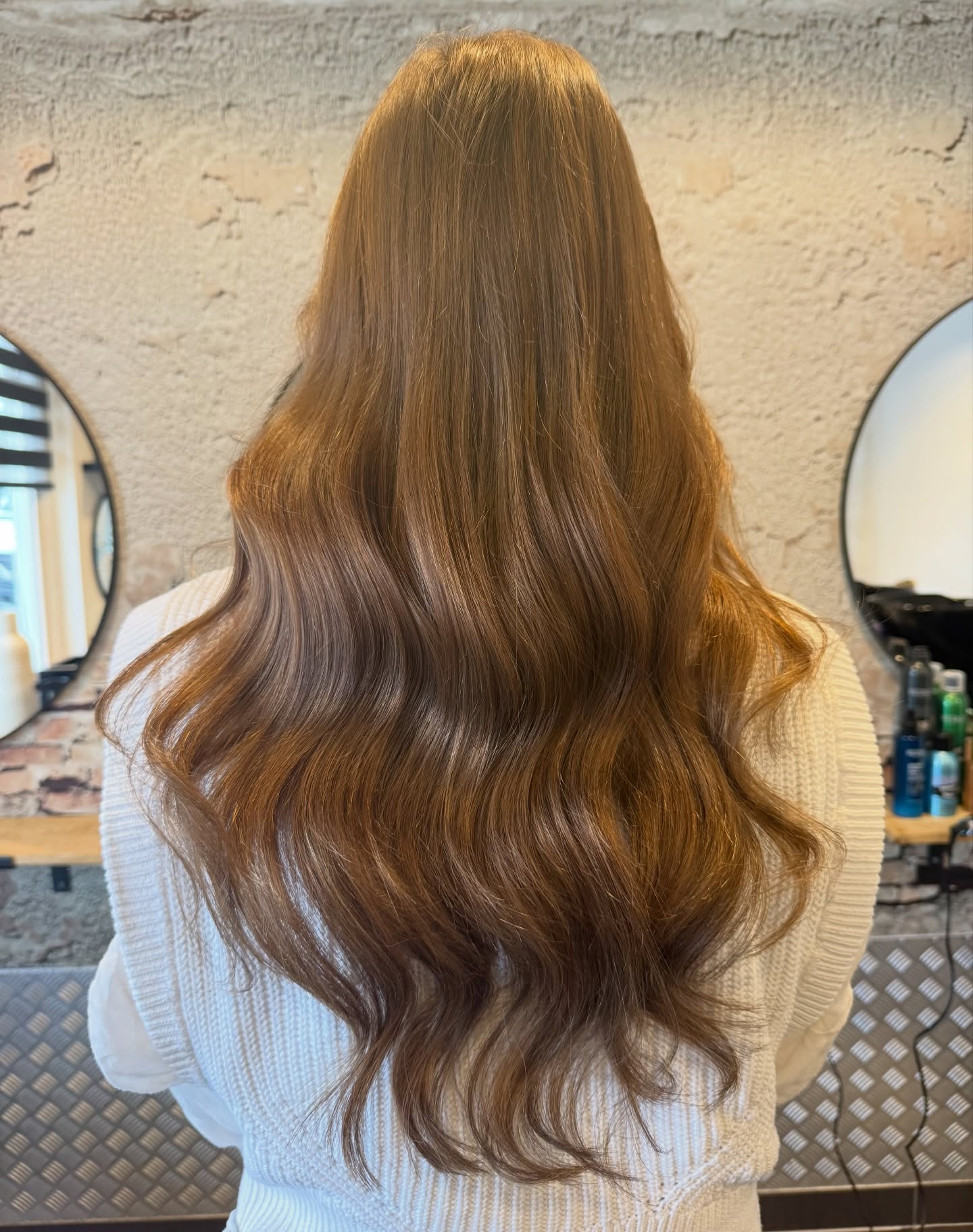 4 WEAVES🤎
@brittgoetjess
#bgorgeous #longhair #newhair #brownhair #weaves #happycustom