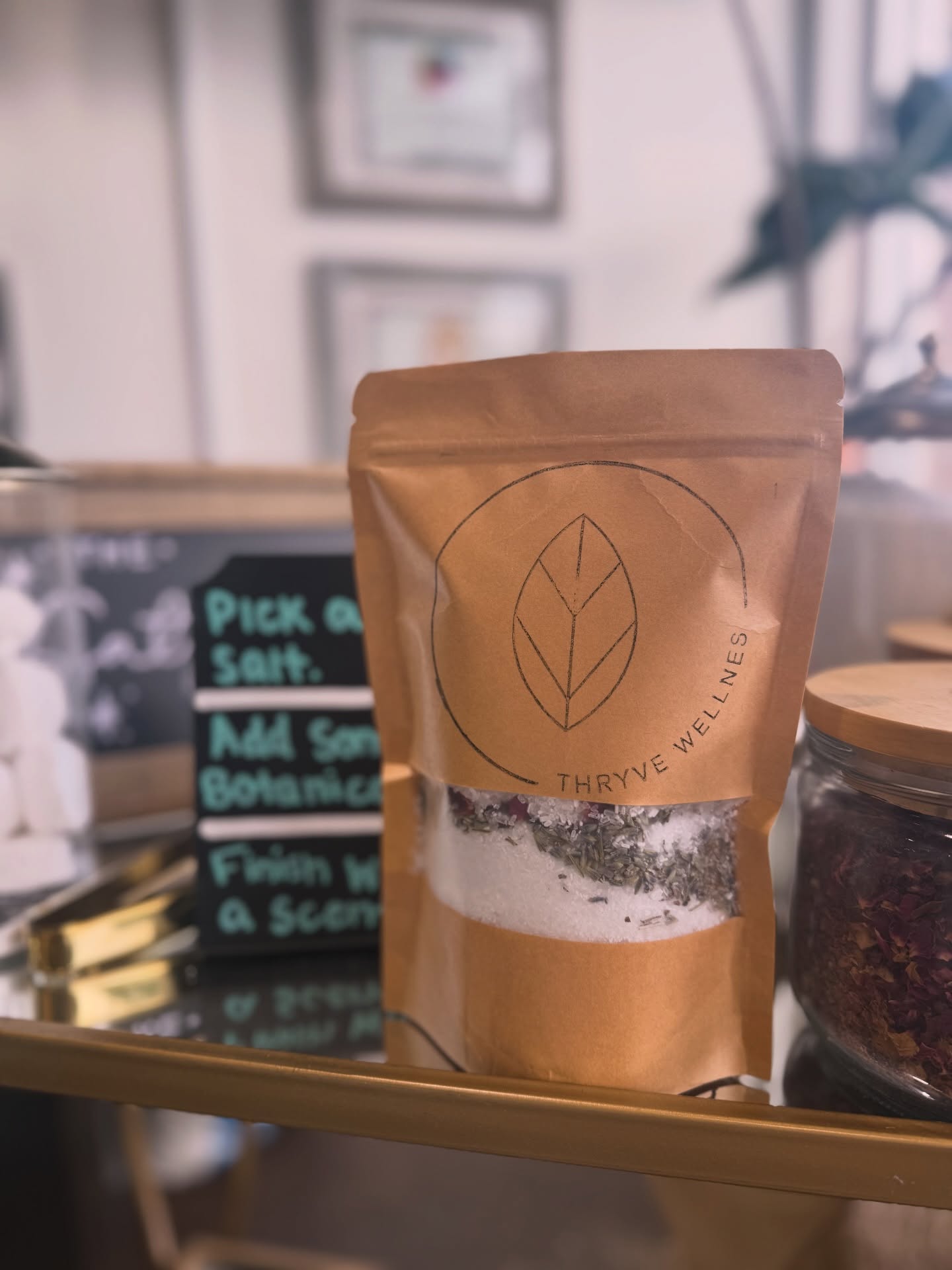 Grab a bag and blend away.
Our Salt Bar has so many ways to relax and rejuvenate right at home.