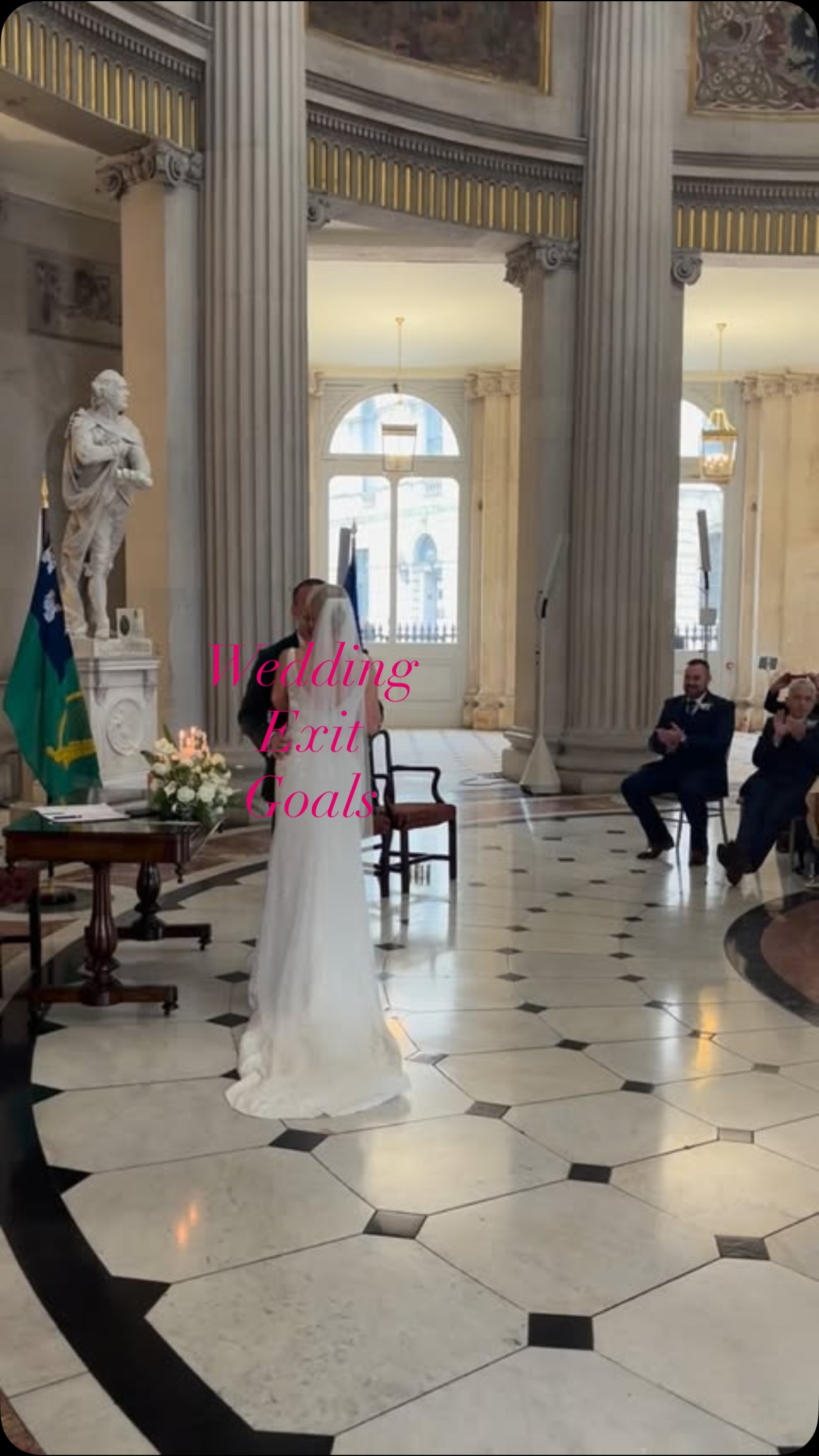 This @cityhalldublin exit was electric 🩷
Eoin & Jenny wanted a feel-good, celebratory vibe and we made it happen live
#weddingsinger
#weddingmusic
#irishweddings
#liveweddingmusic
#weddingceremony