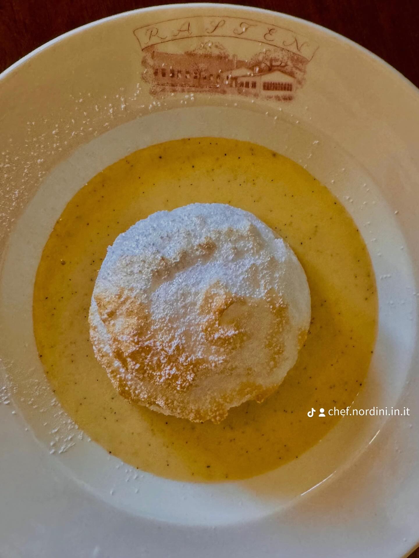 The Heritage Kitchen
Sometimes, only a timeless classic will do. From time to time, we will be serving ”floating islands”—meringues as light as clouds resting on a perfectly silky crème anglaise. Île Flottante. Crafted with a blend of both Tahitian and Bourbon vanilla, this dual-origin infusion provides the perfect aromatic lift to the delicate meringue.
That’s the life of Ruffino
casasanruffino.com
Boutique hotel of the year