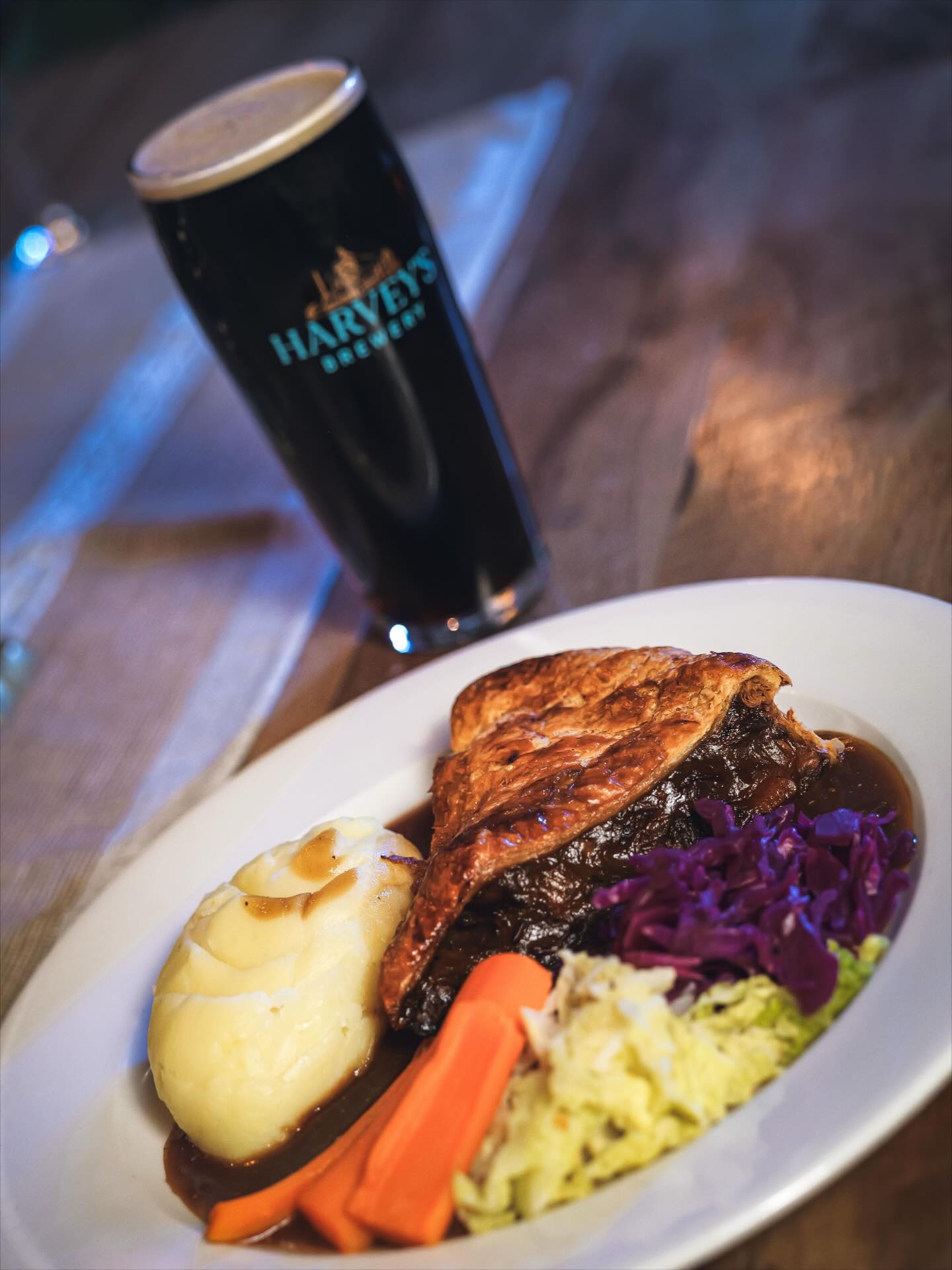 Tuesday is our weekly promotion pie & a selected drink day! ♥️🥧🍺