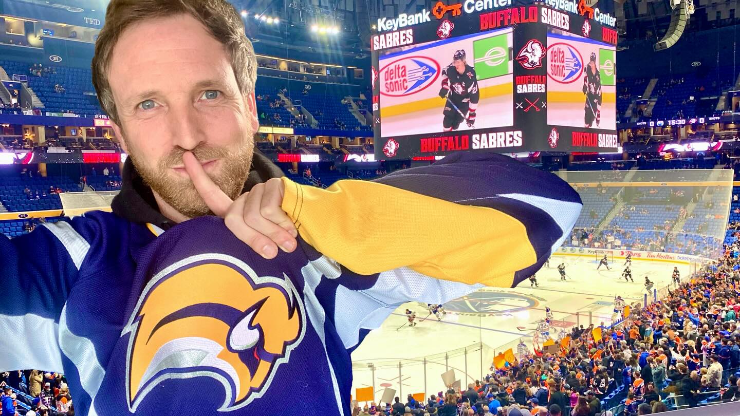 The Buffalo Sabres was my first of 22 straight sneaks across the States. In the moment, I had no idea how any of it would come together. Bio link video is how I snuck into KeyBank Center. Thanks for watching!
#buffalosabres #keybankcenter #buffalonewyork