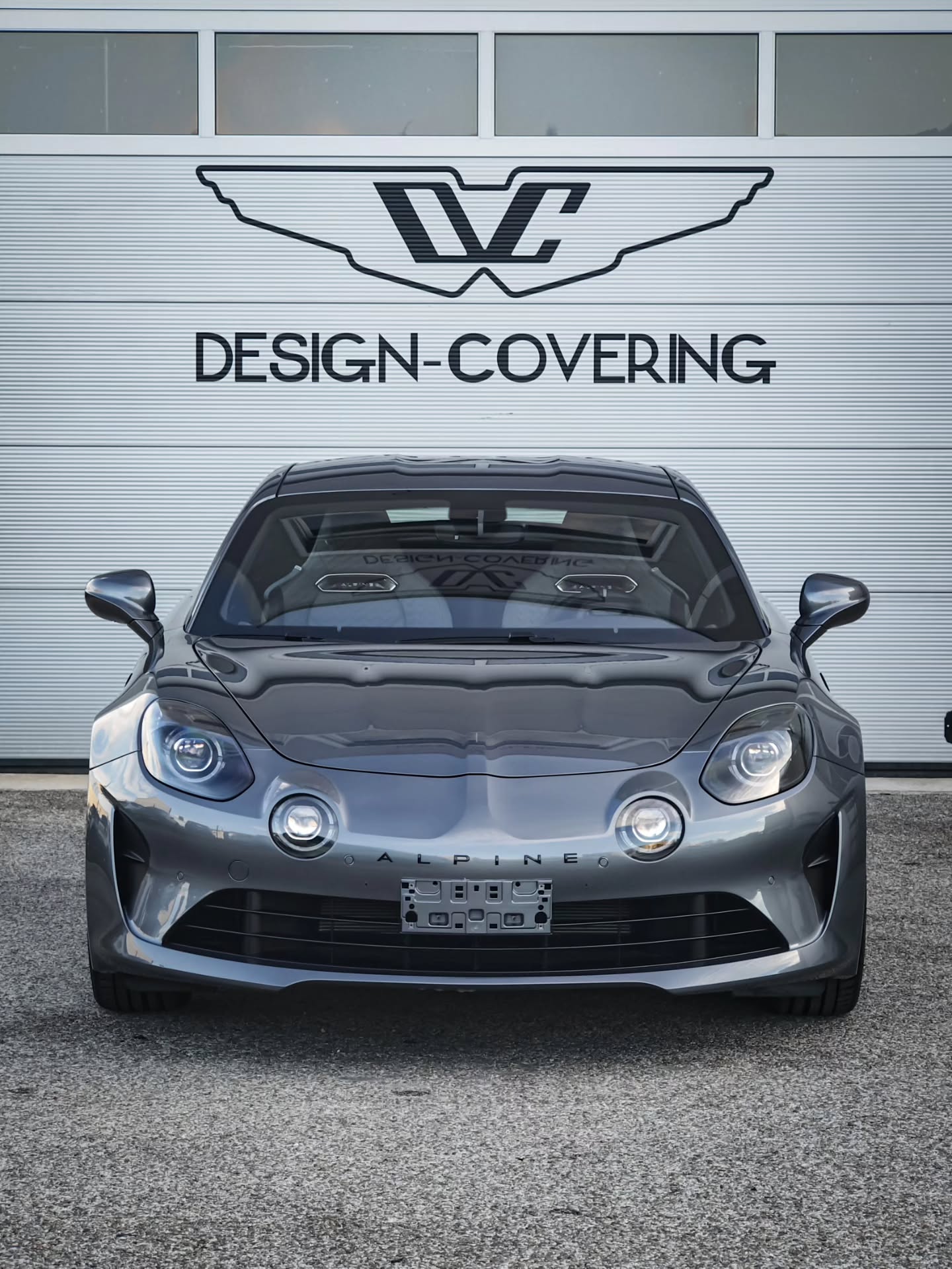 Le compromis parfait entre une GT et une S... La GTS! Le tout dans une config vraiment parfaite.
.
Maintenant prête à prendre la route sans avoir peur des éclats
.
⬇️ Alpine A110GTS ⬇️
✔️PPF face avant
.
#car #cars #ppf #covering #wrapping