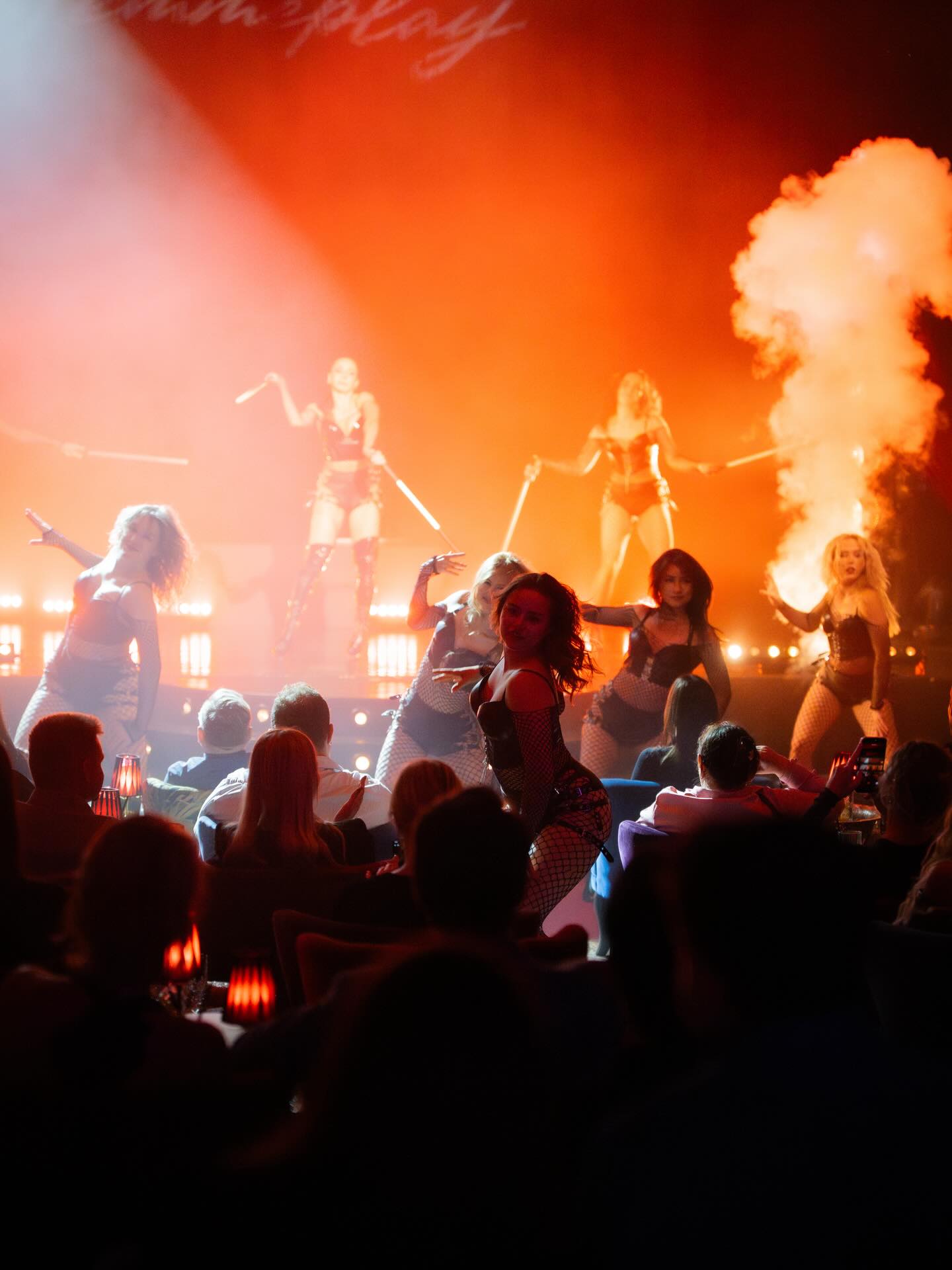 Přijď zažít Femmeplay na vlastní kůži.
Protože některé věci se nedají popsat. Ty se musí prožít. ✨
21.2. @royal_prague
Lístky v síti @gooutcz
#femmeplay #tanečníshow #ženskásíla #smyslnost večerprose