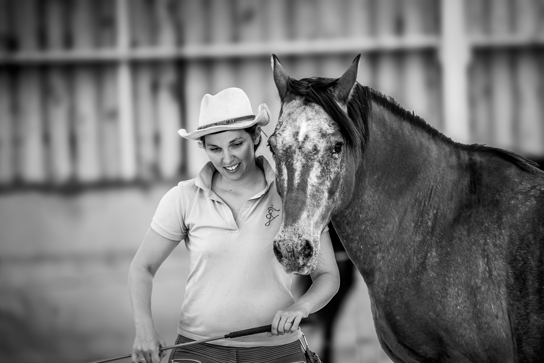 Capturer la complicité et l’émotion, c’est ce que j’adore faire derrière l’objectif.
📸 Réservez votre séance et transformons vos moments en souvenirs intemporels.
#PhotographeÉquestre #ShootingÉquestre #CavalièreEtCheval #BlackAndWhitePhotography #PhotographieÉquestre #InstaPhoto #MomentsCapturés #ÉmotionEnPhoto #ArtÉquestre #HorsePhotography #EquestrianPhotography #ShootingPro #PhotoDeCheval #PassionÉquestre #EquineMagic