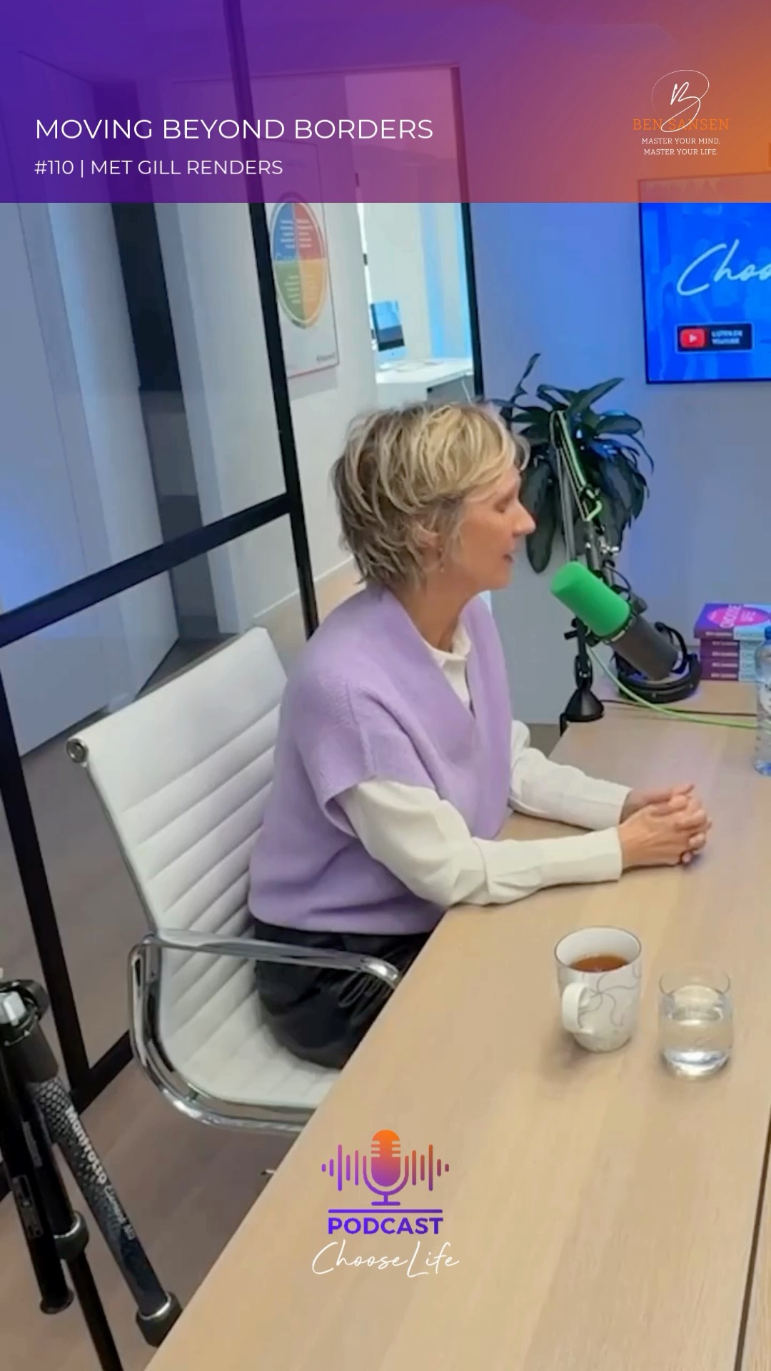 🛡️ Kwetsbaarheid is geen zwakte.
Het is moed.
“Ik stel me open. Jij mag me raken.”
Daar begint echte verbinding.
🎧 Beluister het volledige gesprek met Gil Renders in Choose Life.
#chooselifepodcast #kwetsbaarheid #moedigleiderschap #authentiekleiderschap #persoonlijkegroei #podcast #bewustzijn #BenSansen