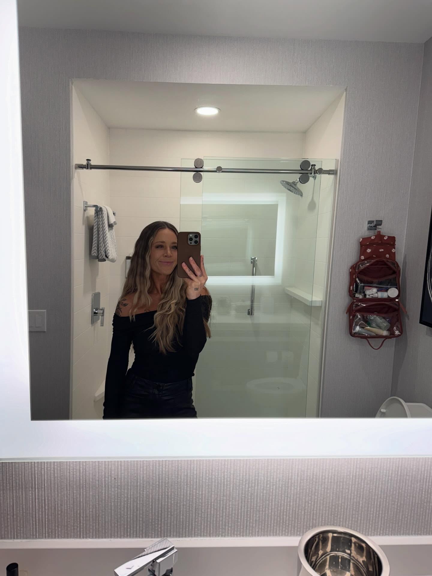 Now that it’s mid January and I’m slightly coming back to life after deciding to fully embrace a #NoPlanJan, here are some highlights from the season 🥲❤️🎄